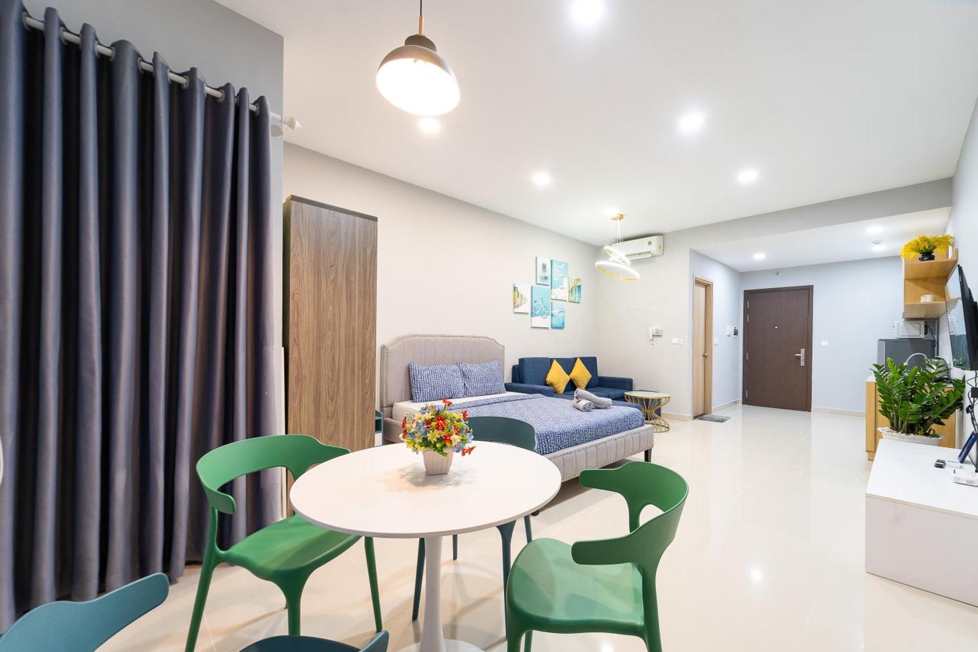 Blue Haven - Free Pool In D7 Sunrise View - Hana * Ho Chi Minh City