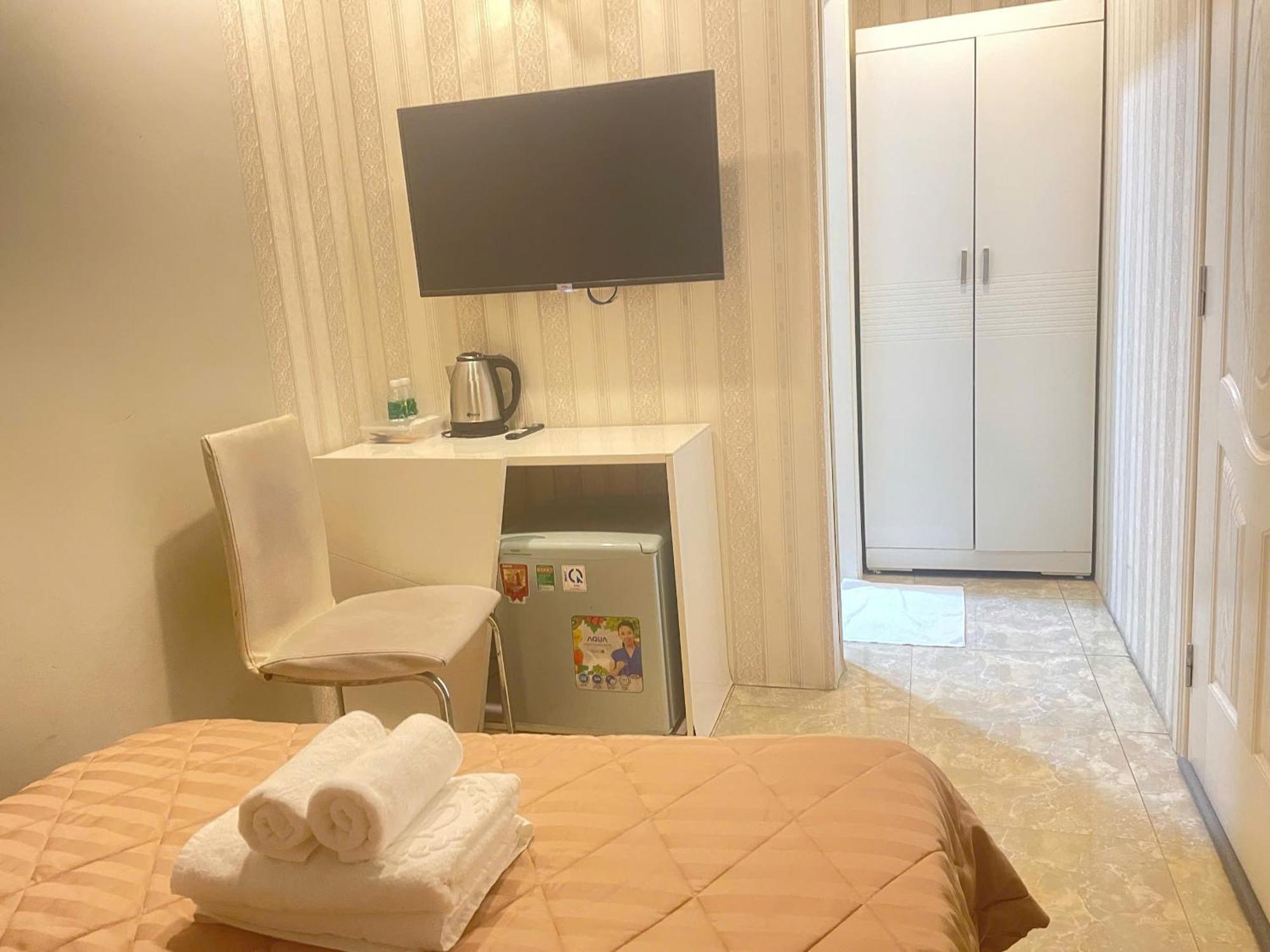 Win & Hotel *