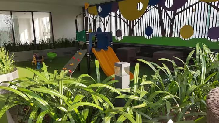 Rivergate, 1 Bedroom Center *