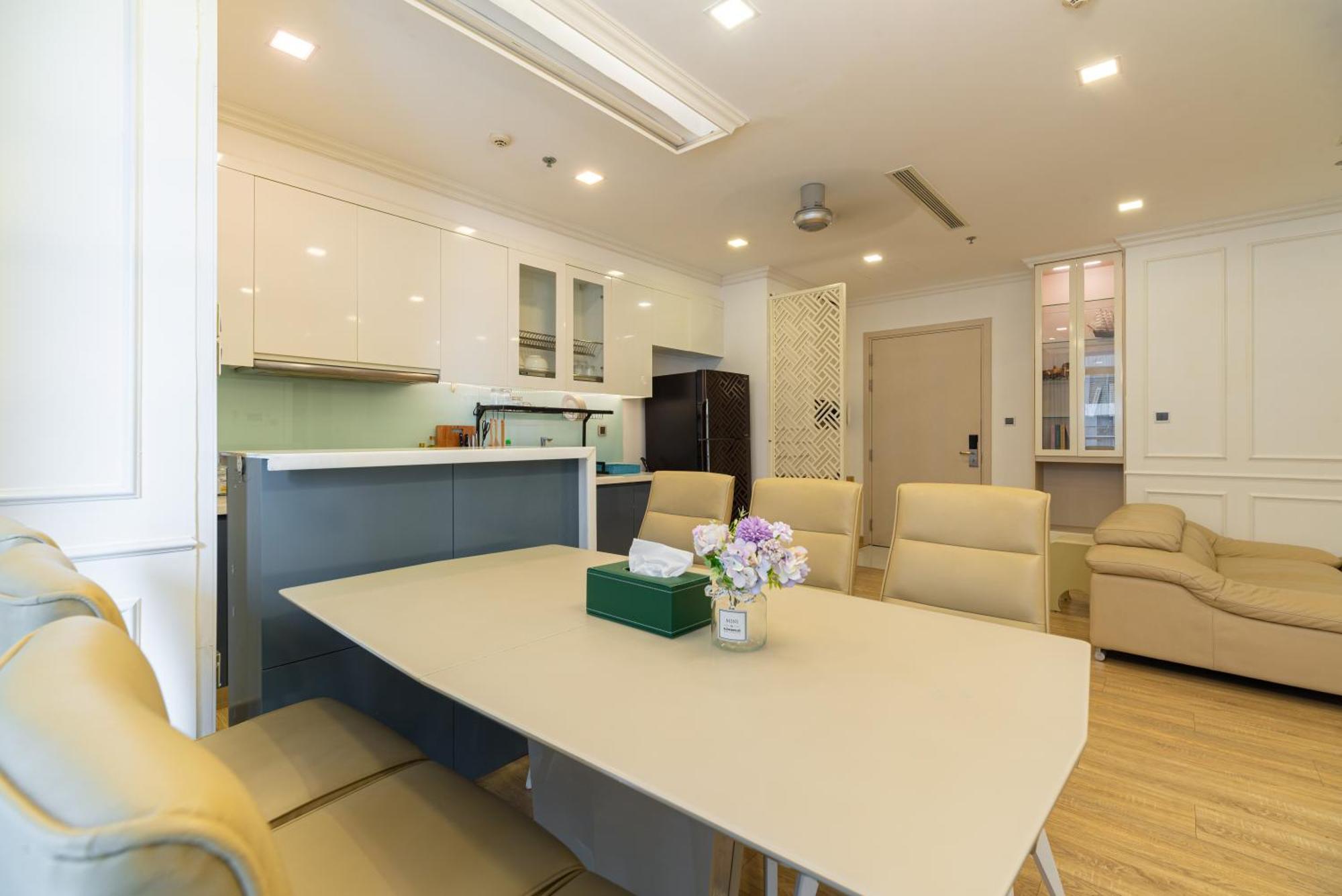 Vinhomes Park Collection Ix By Elevate Apartment