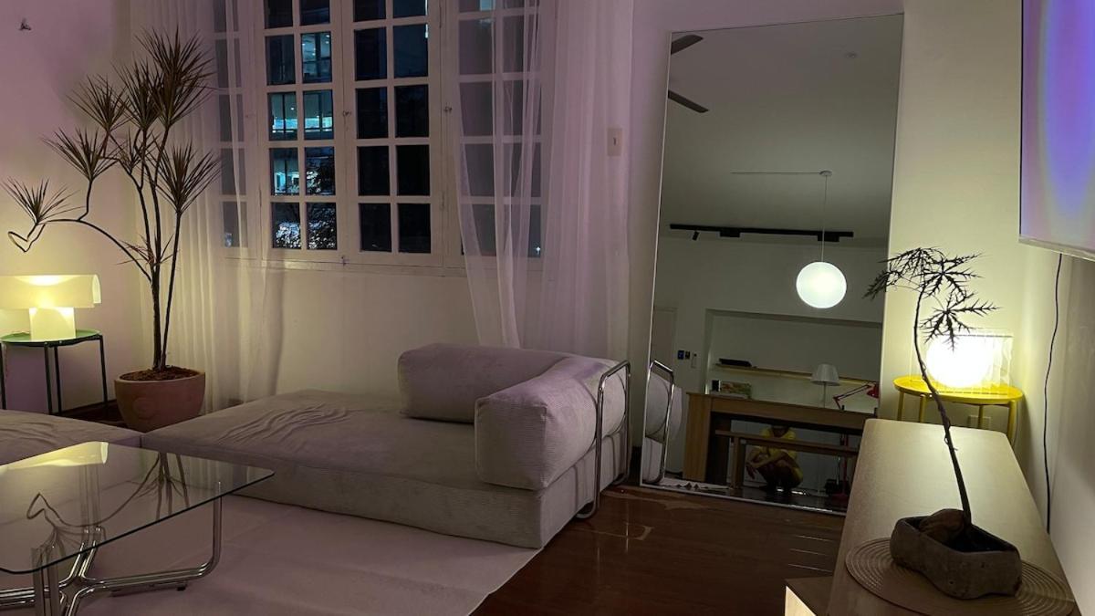 Elegant 2br 2baths In Historic Building