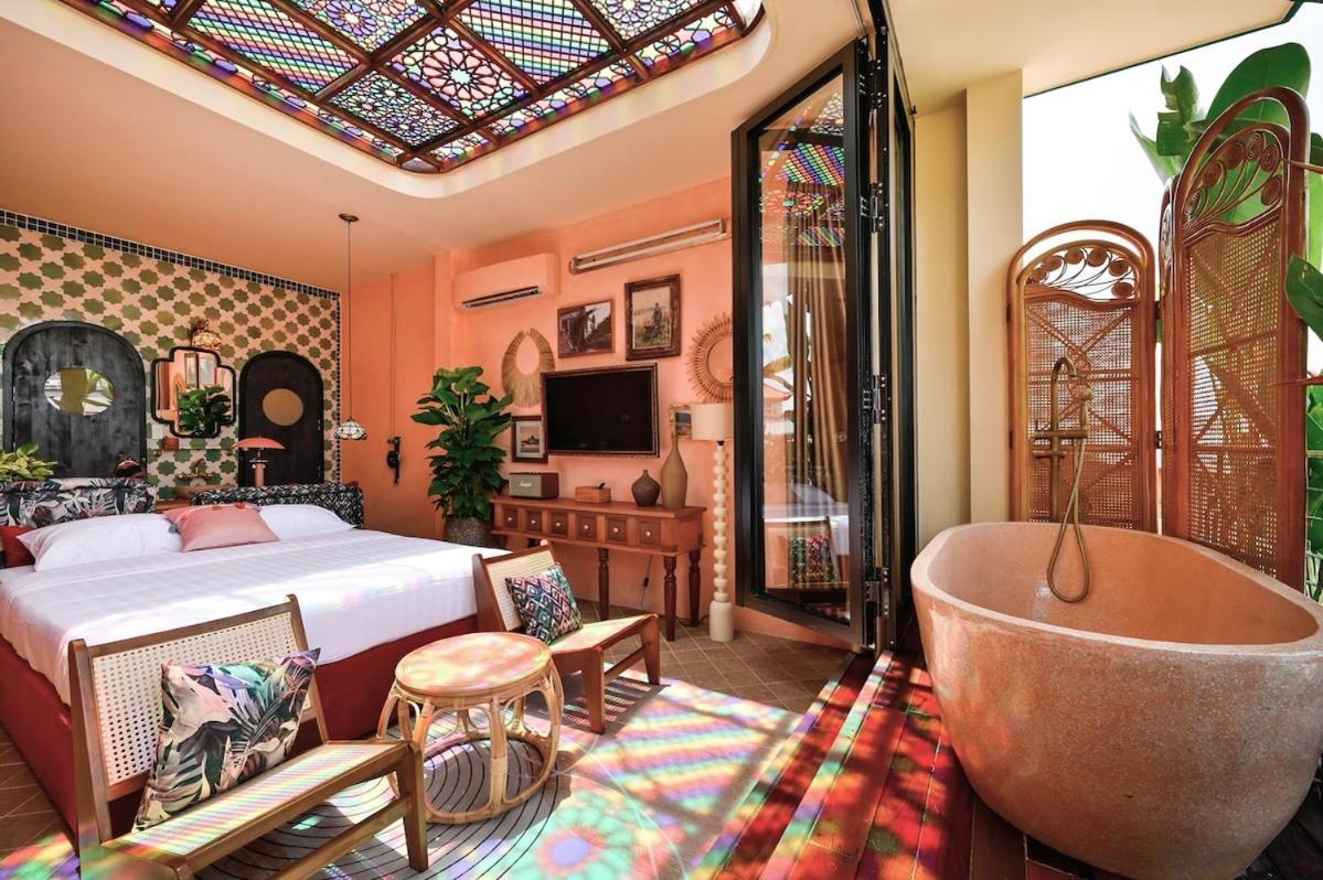 Glorious Rooftop Hidden Marble Apartment