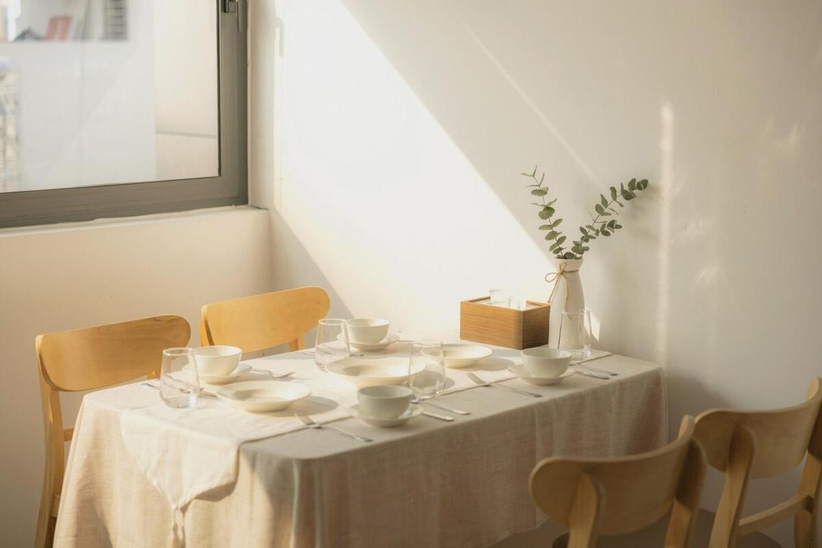 New - Spacious - Cozy 2brs - Hcmc Center Apartment *