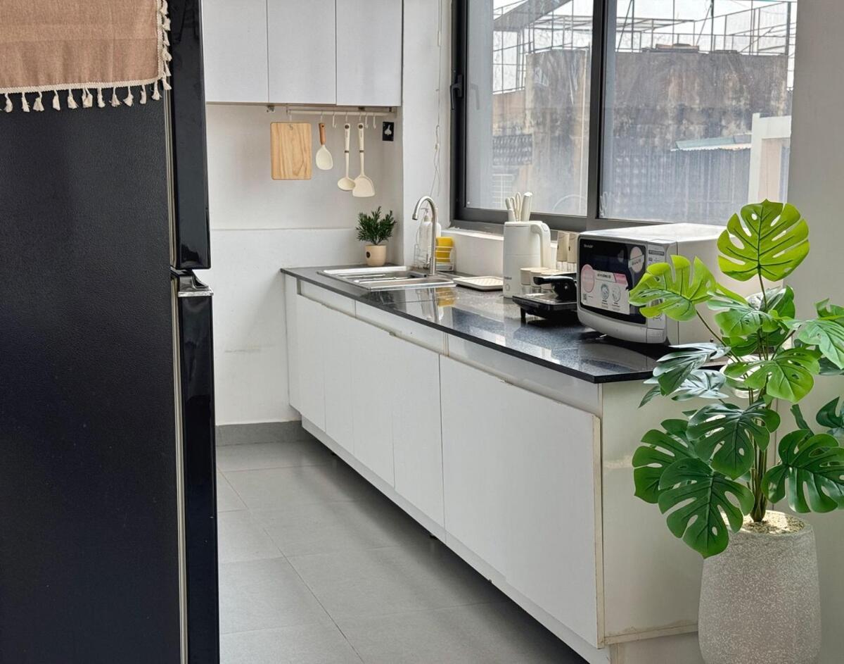 Apartment New - Spacious - Cozy 2brs - Hcmc Center Ho Chi Minh City