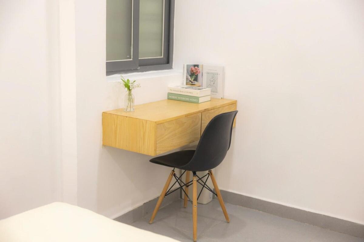 New - Spacious - Cozy 2brs - Hcmc Center Apartment