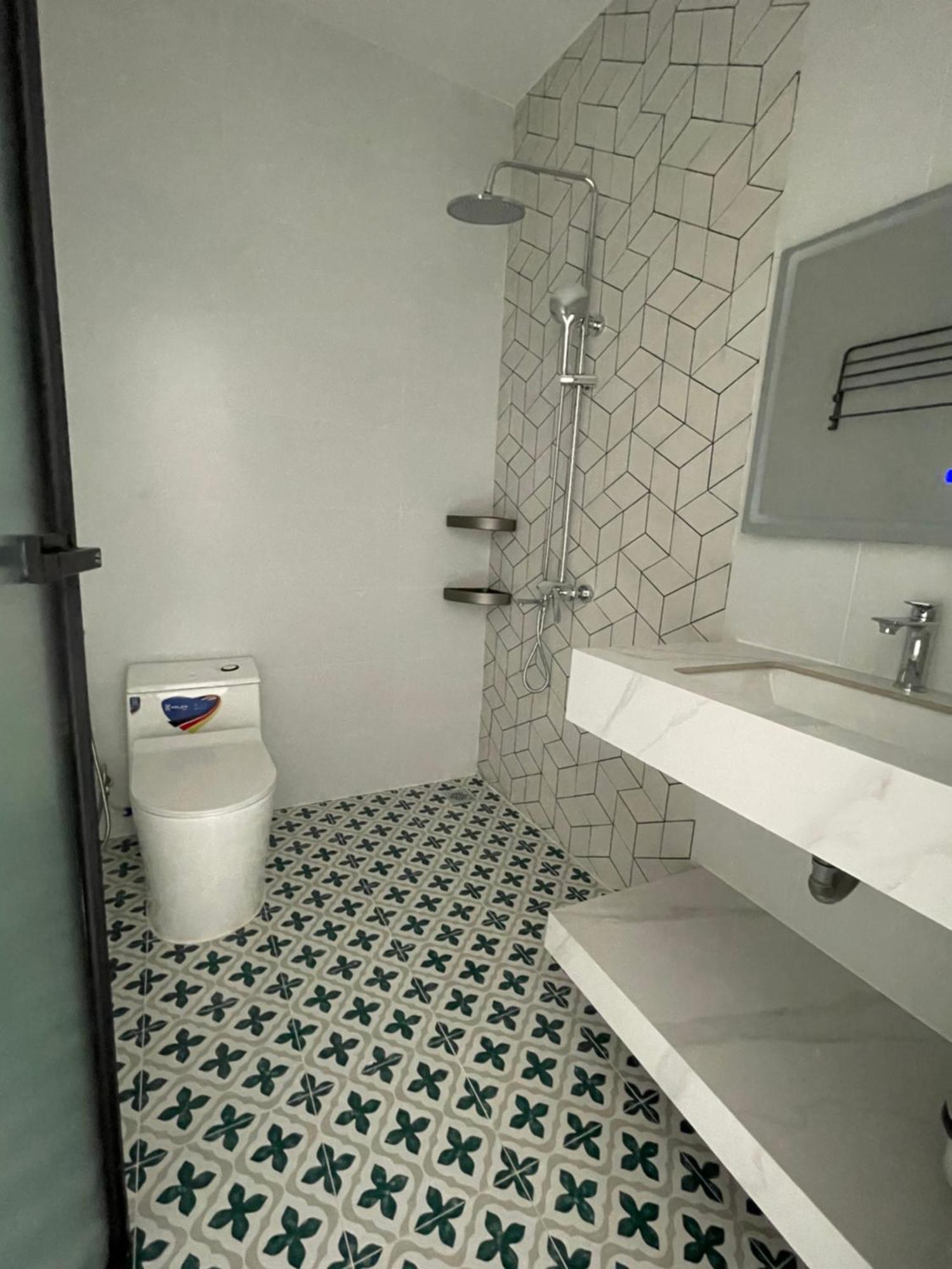 Ngoai O Xanh Aparthotel