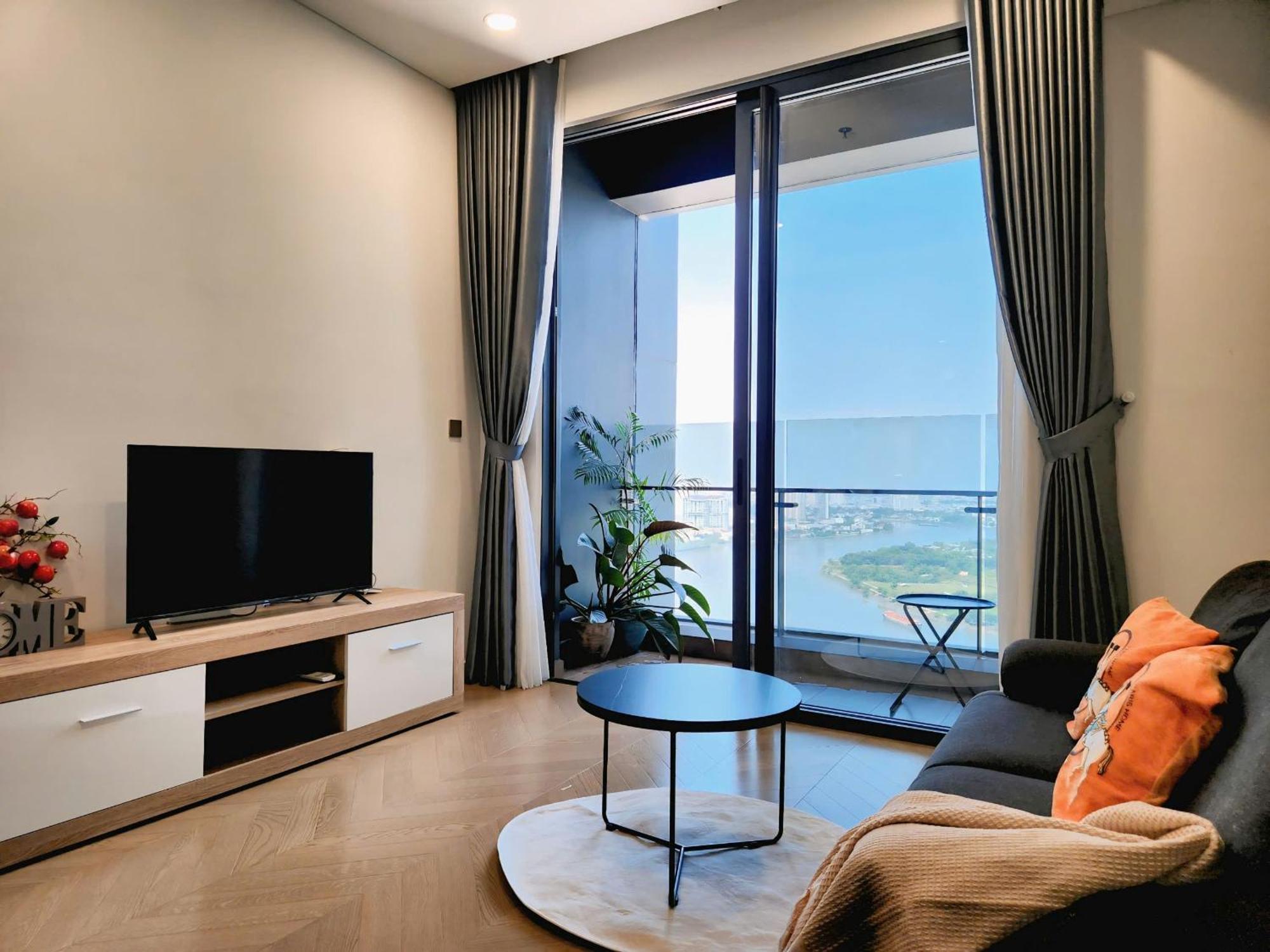 Villa Amber's Penhouse - Luxury - Thao Dien