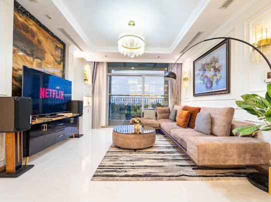 Landmark 81 Vinhomes Service Apartment *