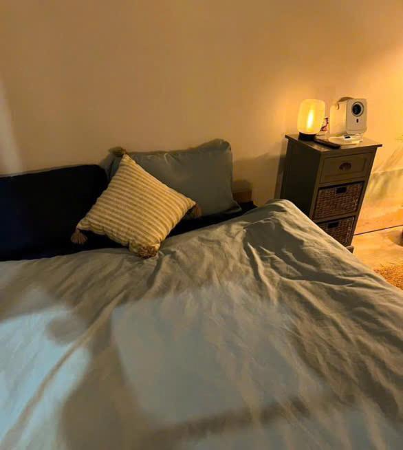Hien - & Staycation *