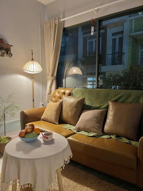 Hien - & Staycation *