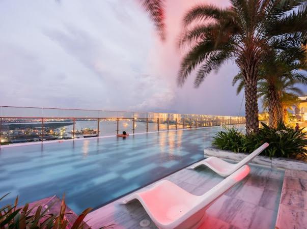 River Panorama 2bedroom, District 7, Riverview Netflix