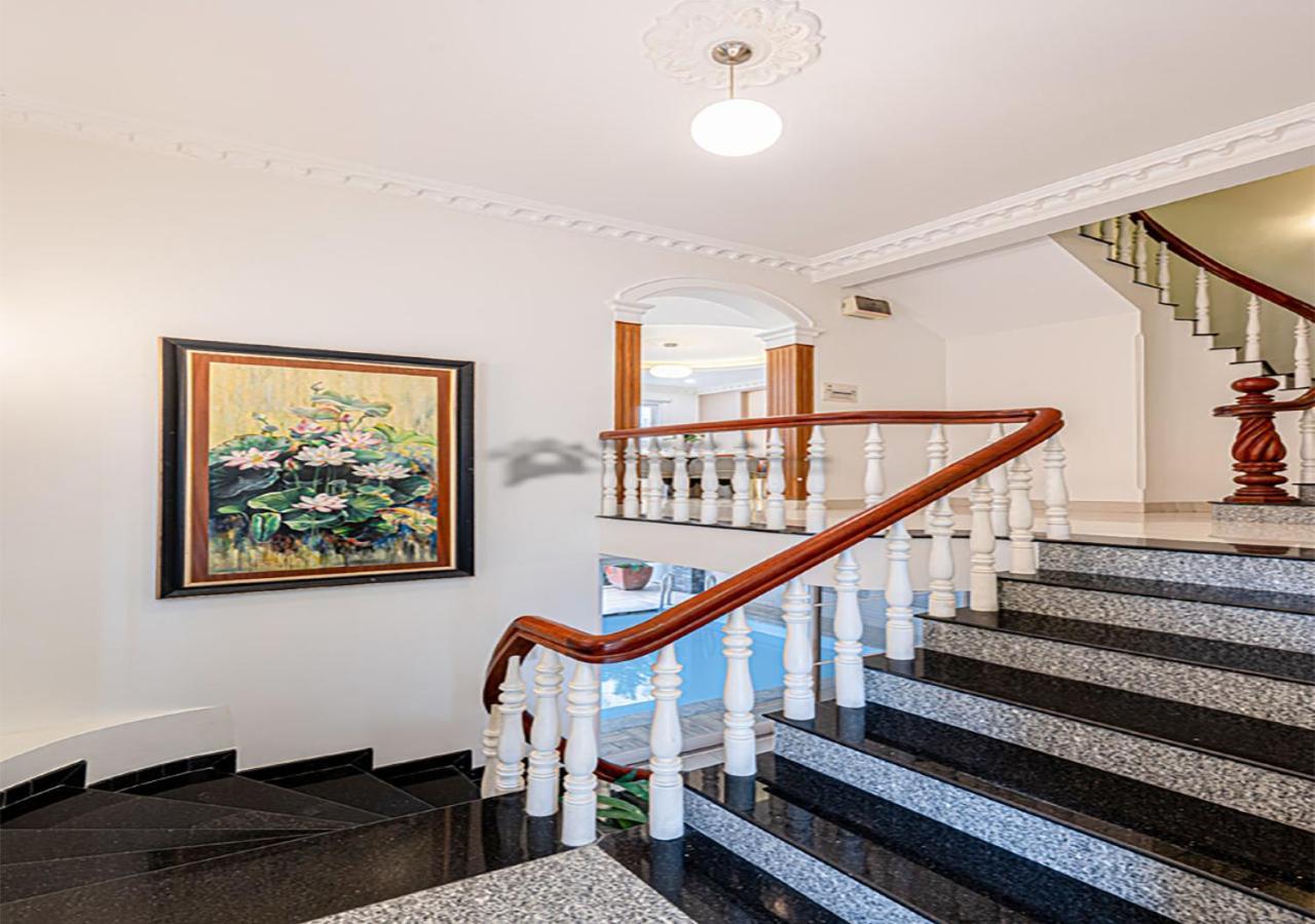 Luxury 4-bedroom With Private Pool & Billiards Table Villa