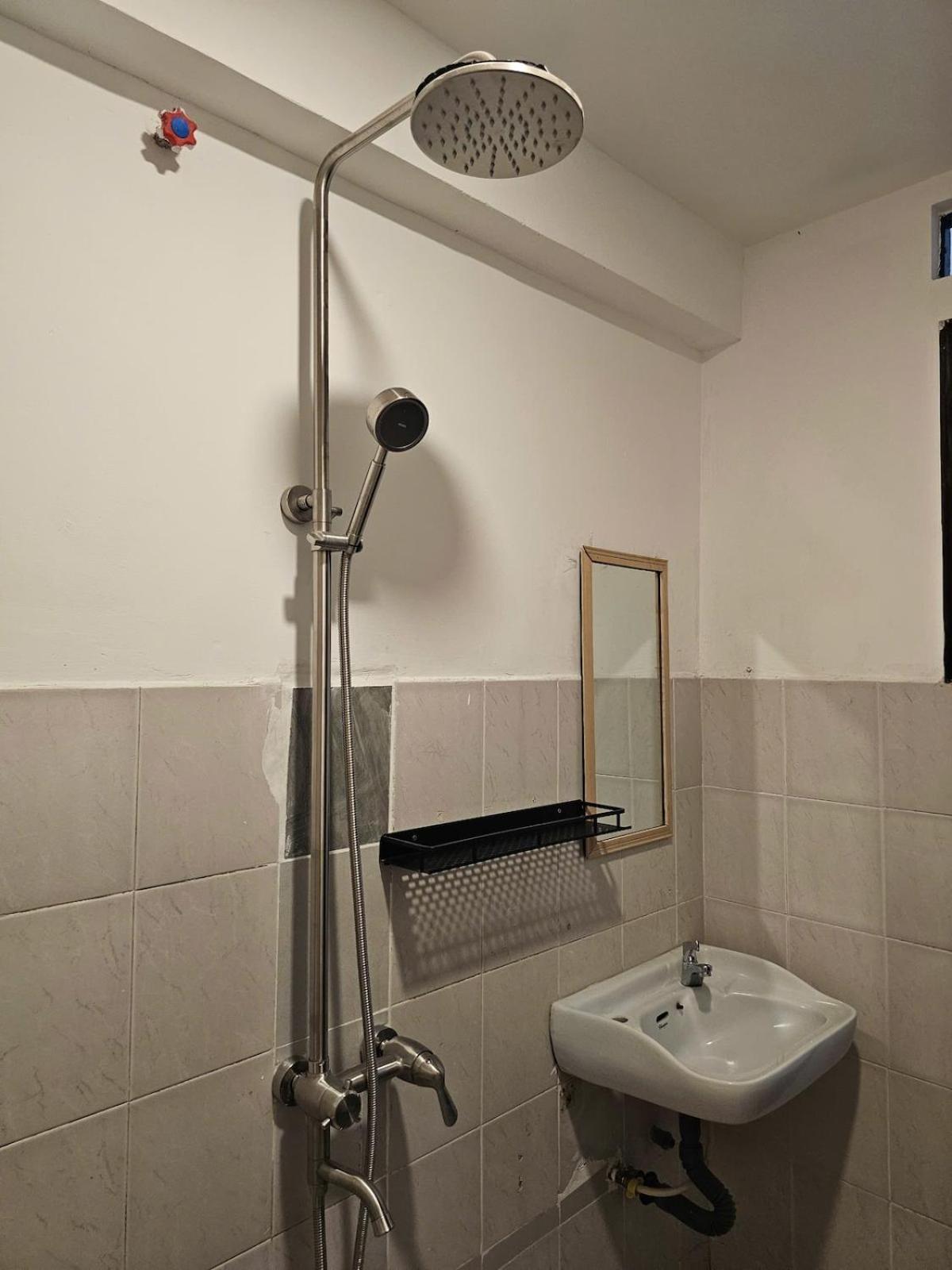 Homestay Links Le Sy *