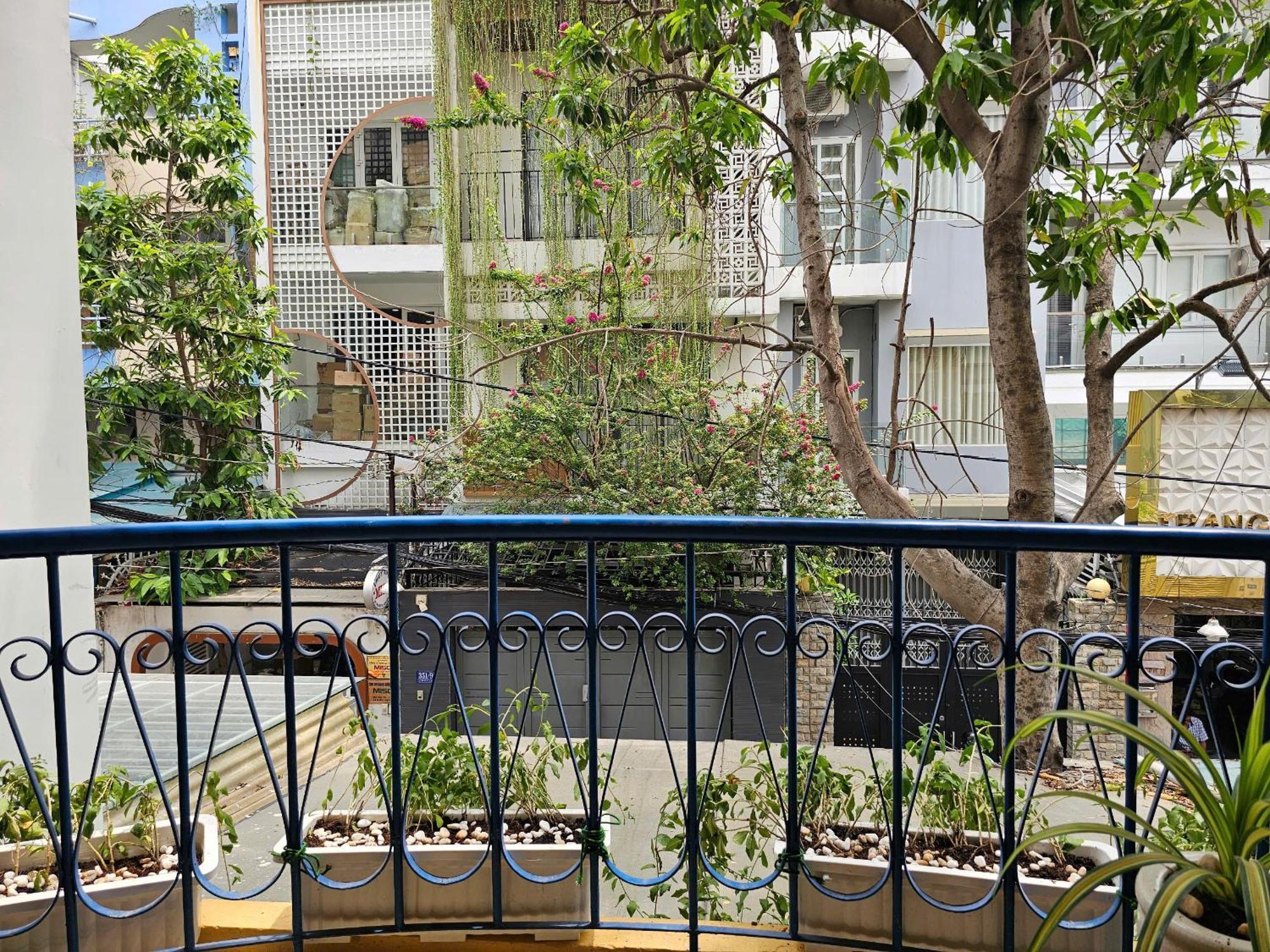 Links Le Sy * Ho Chi Minh City