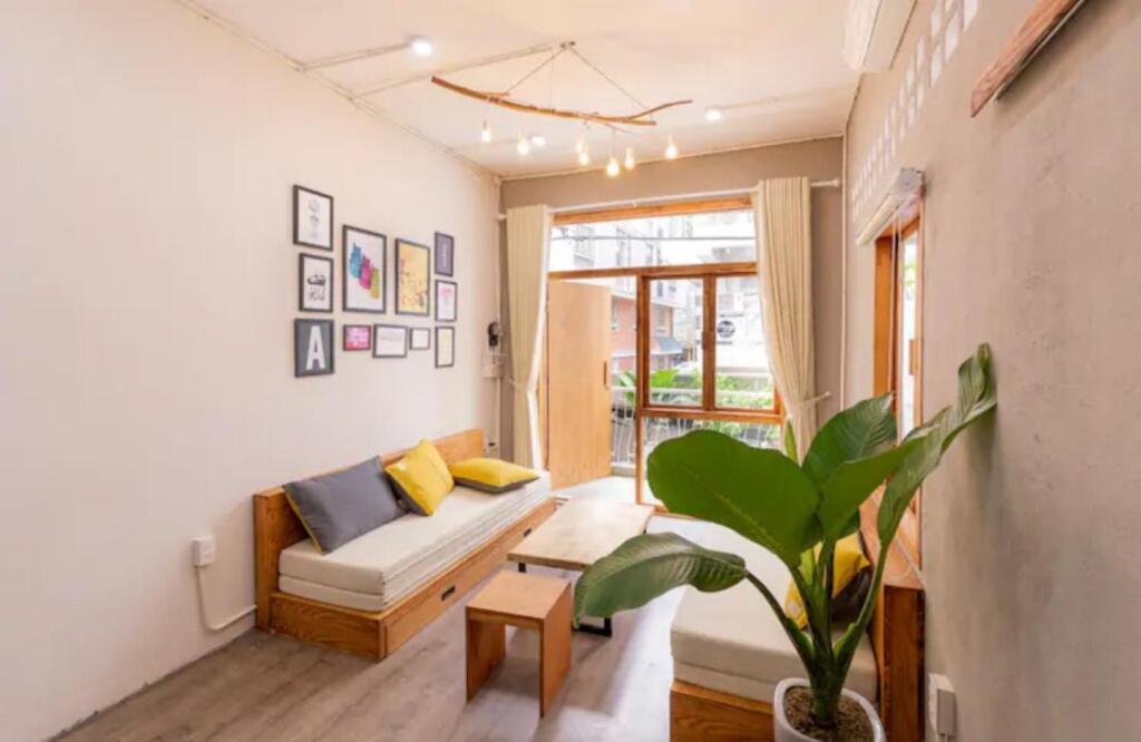 The Velis Saigon - 66m2 Authentic Local Cozy Apartment *