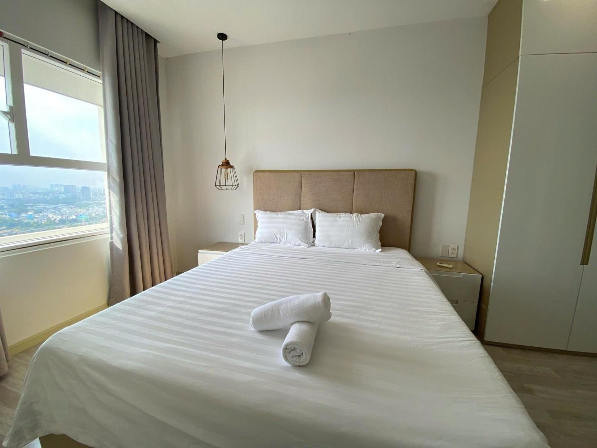 Apartment Ho 2pn Tai Trung Tam Q7 View Sieu Dep Sieu Re *