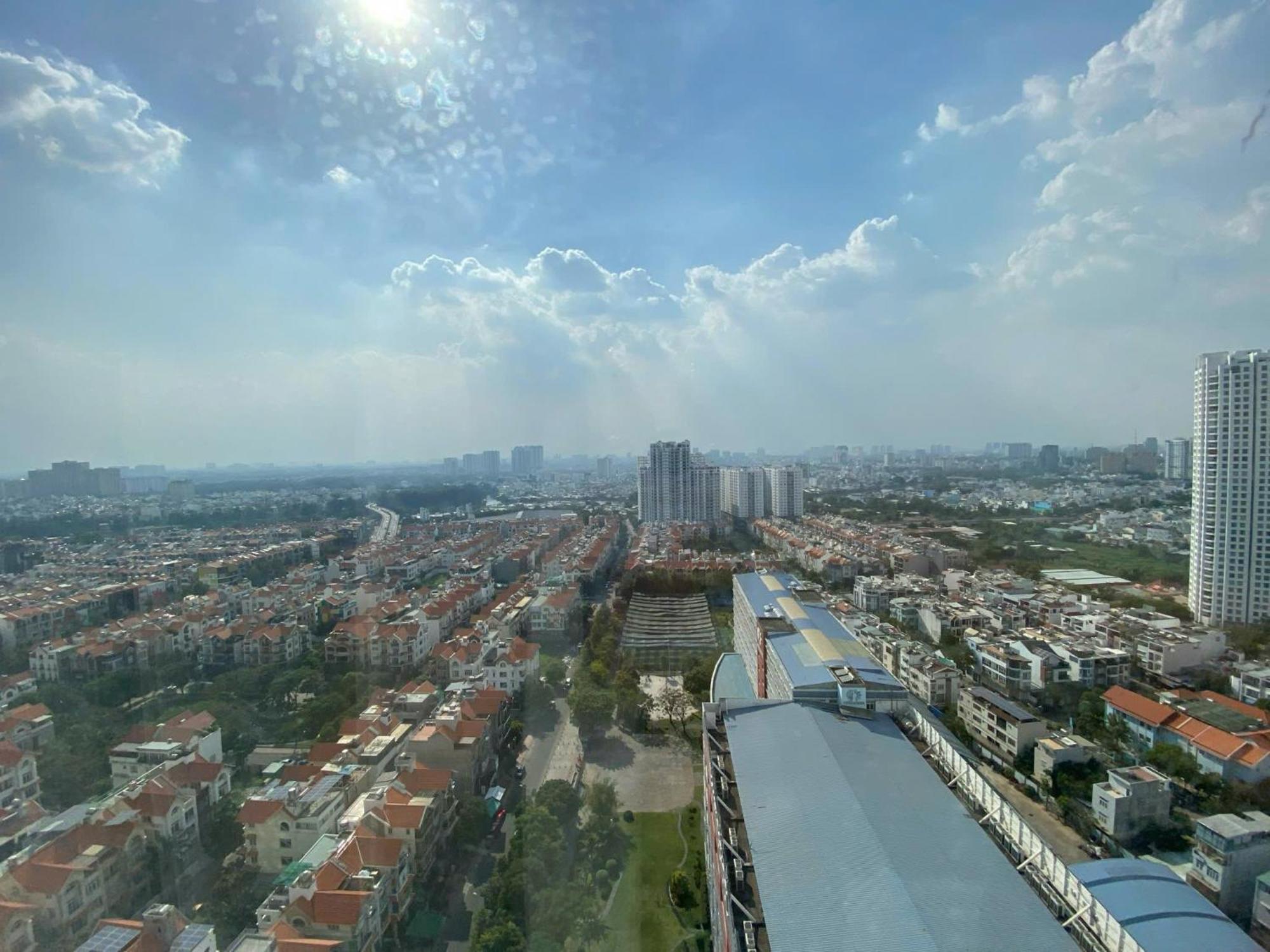 Ho 2pn Tai Trung Tam Q7 View Sieu Dep Sieu Re *