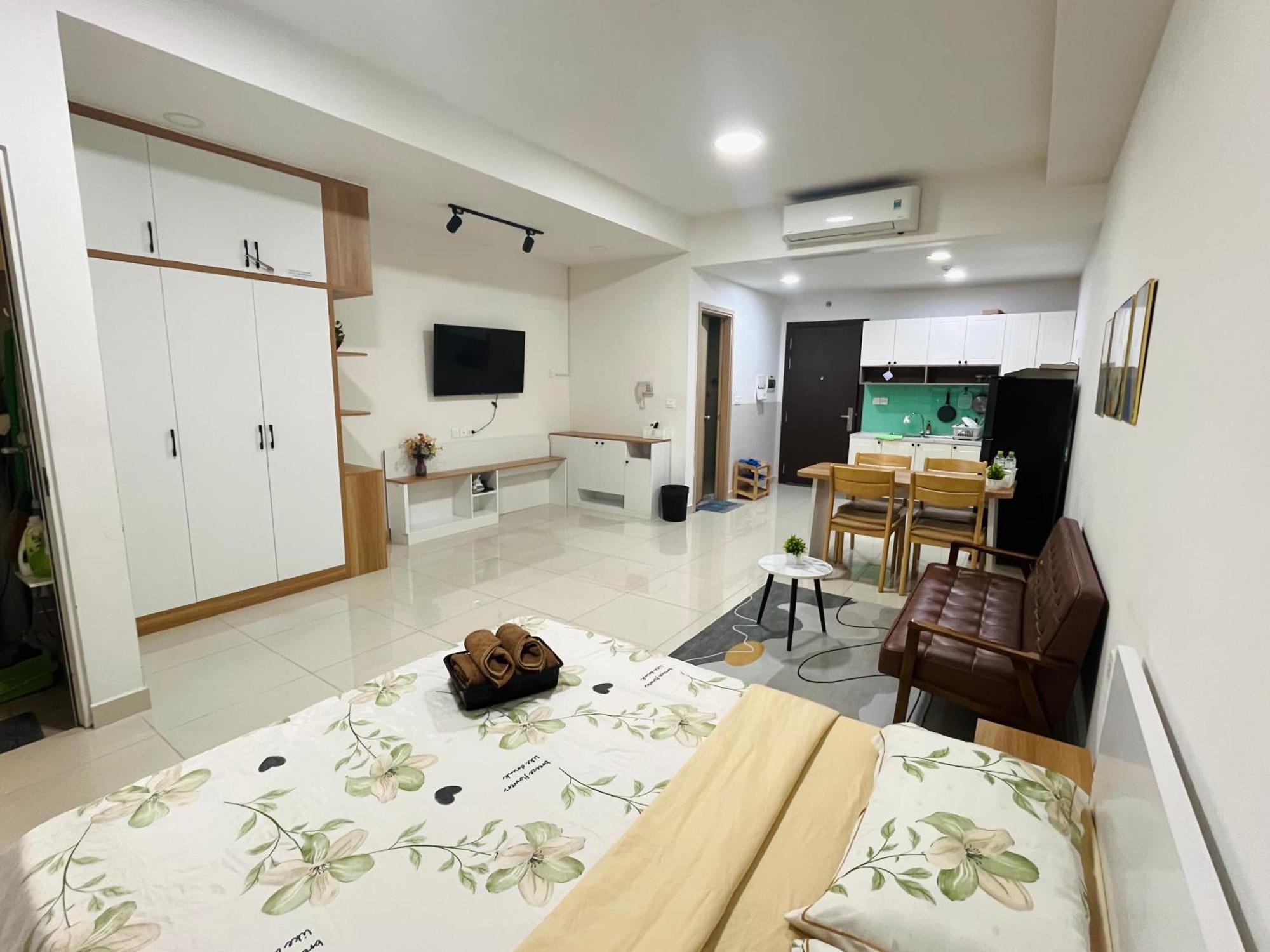 Apartment Sunrise Cityview 1pn Nha Dep Tang Cao Du Tien Nghi Co Ho Boi , Gym Ho Chi Minh City