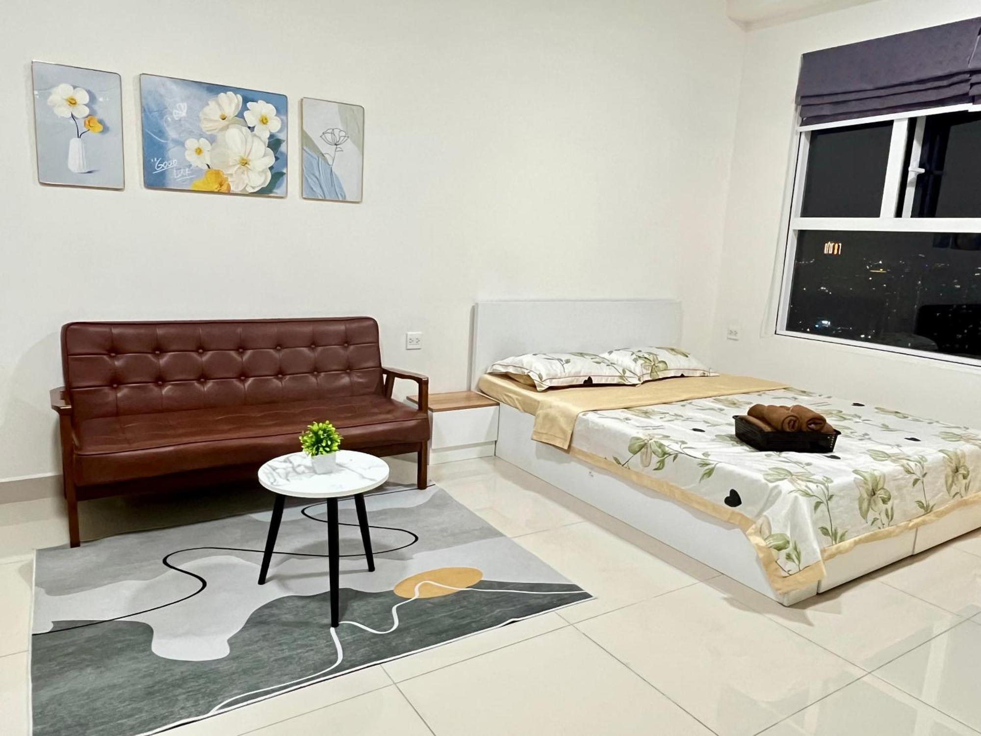 Apartment Sunrise Cityview 1pn Nha Dep Tang Cao Du Tien Nghi Co Ho Boi , Gym Ho Chi Minh City