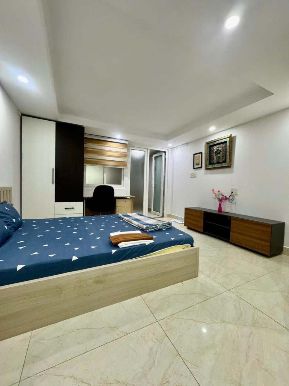 Apartment Pho Quang *
