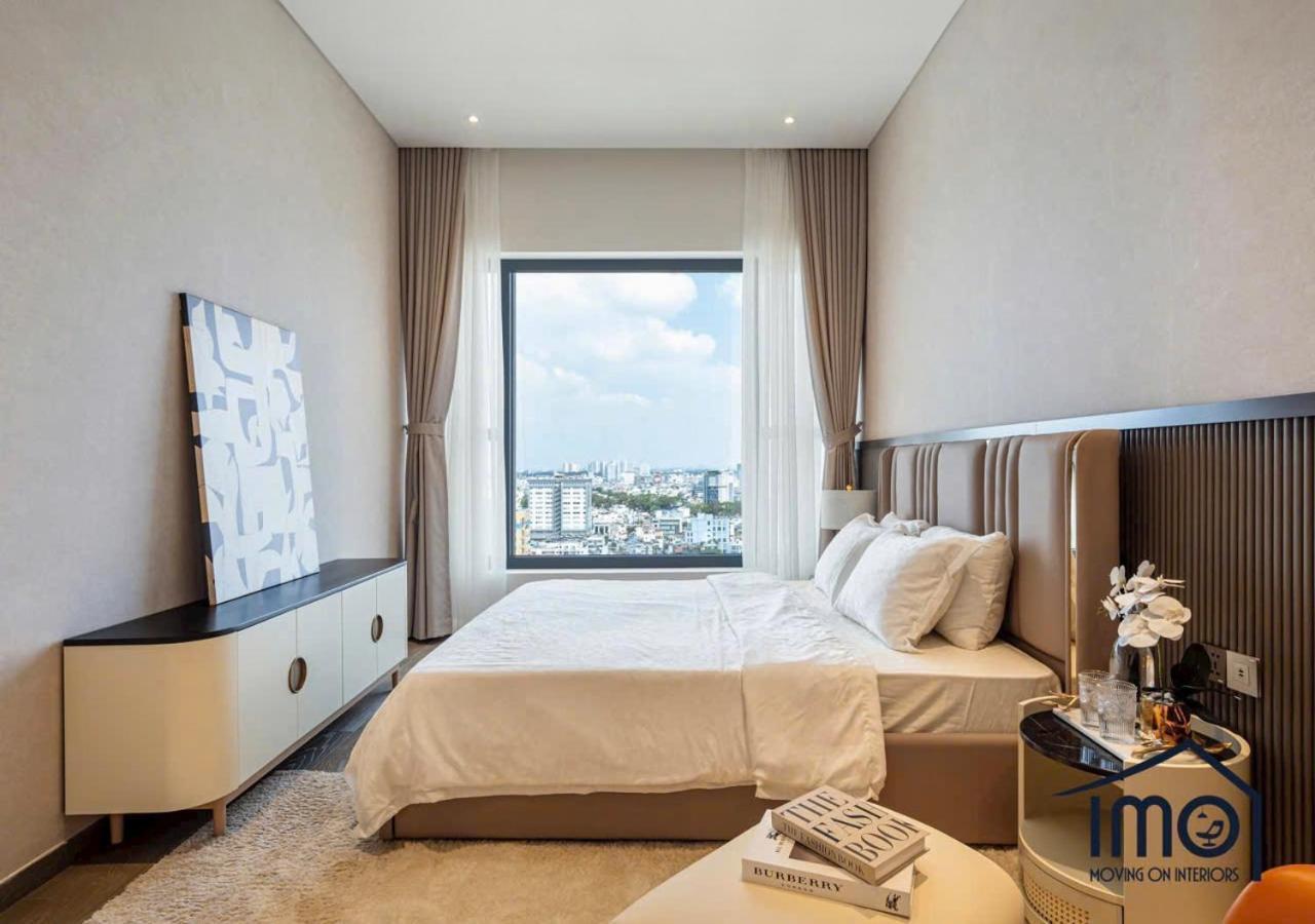The Fabulous Marq - Host By Thomas * Ho Chi Minh City