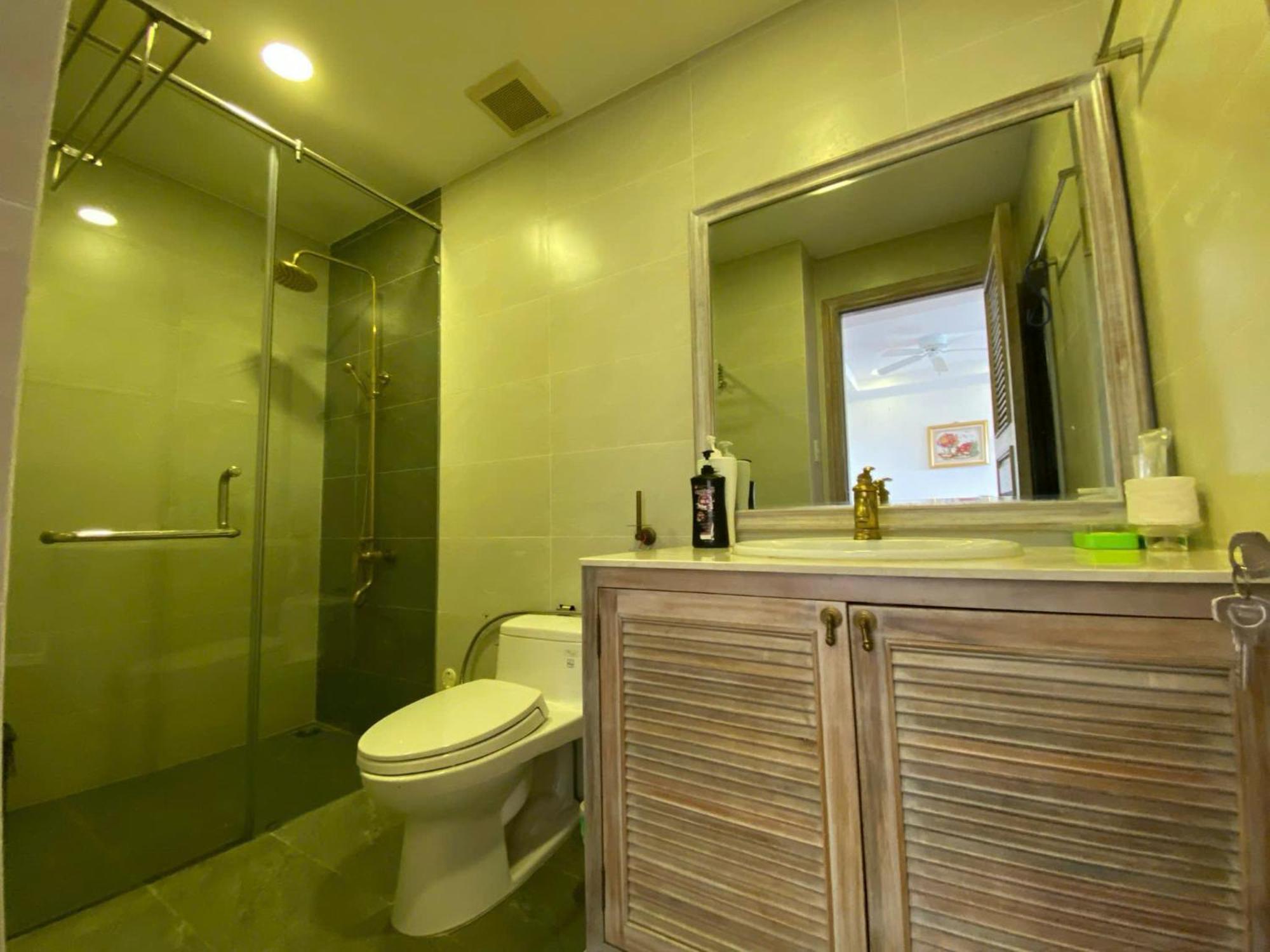 Ho 1 Phong Ngu Sunrise Apartment *