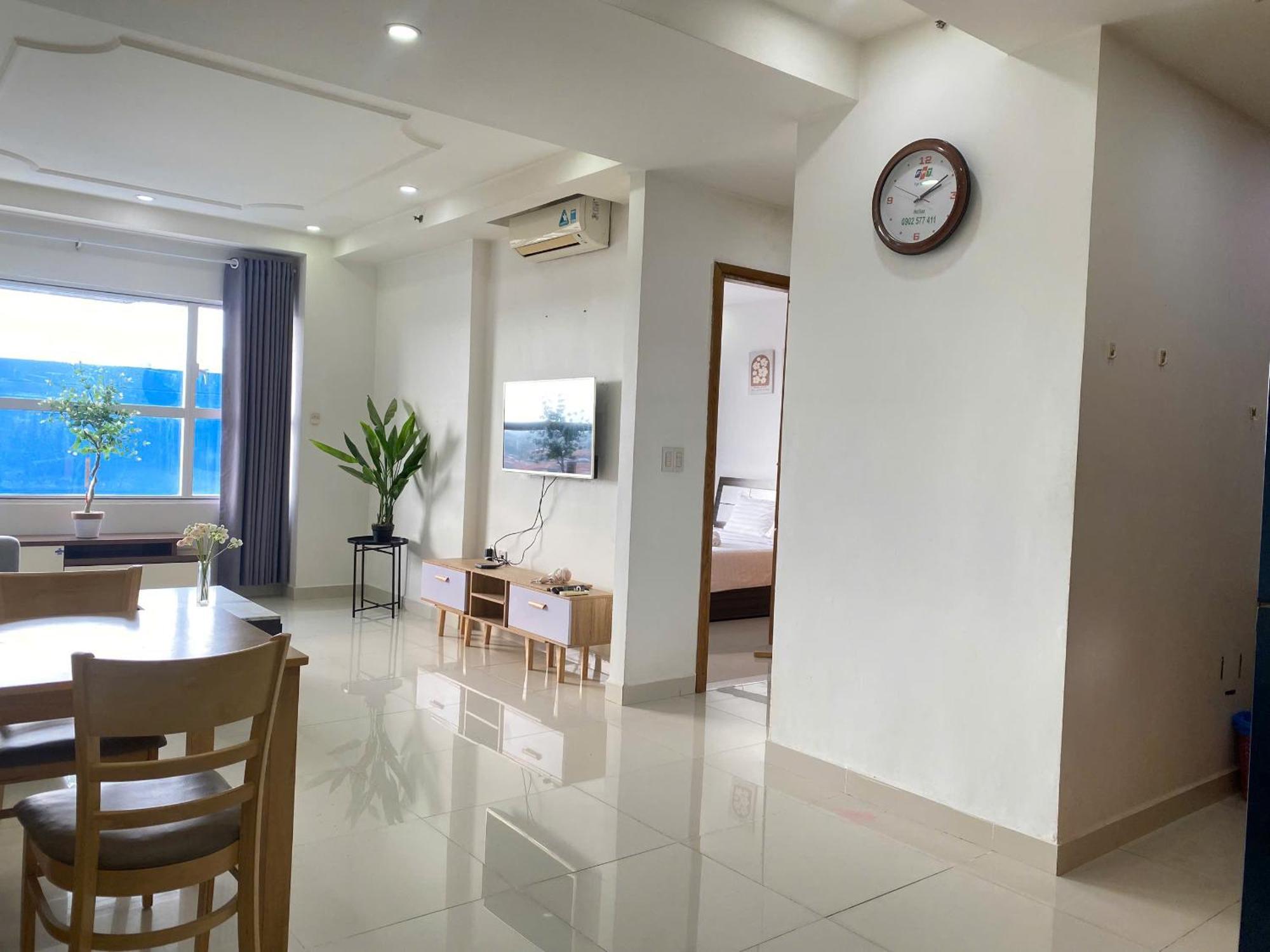Sunrise Quan 7 Apartment *