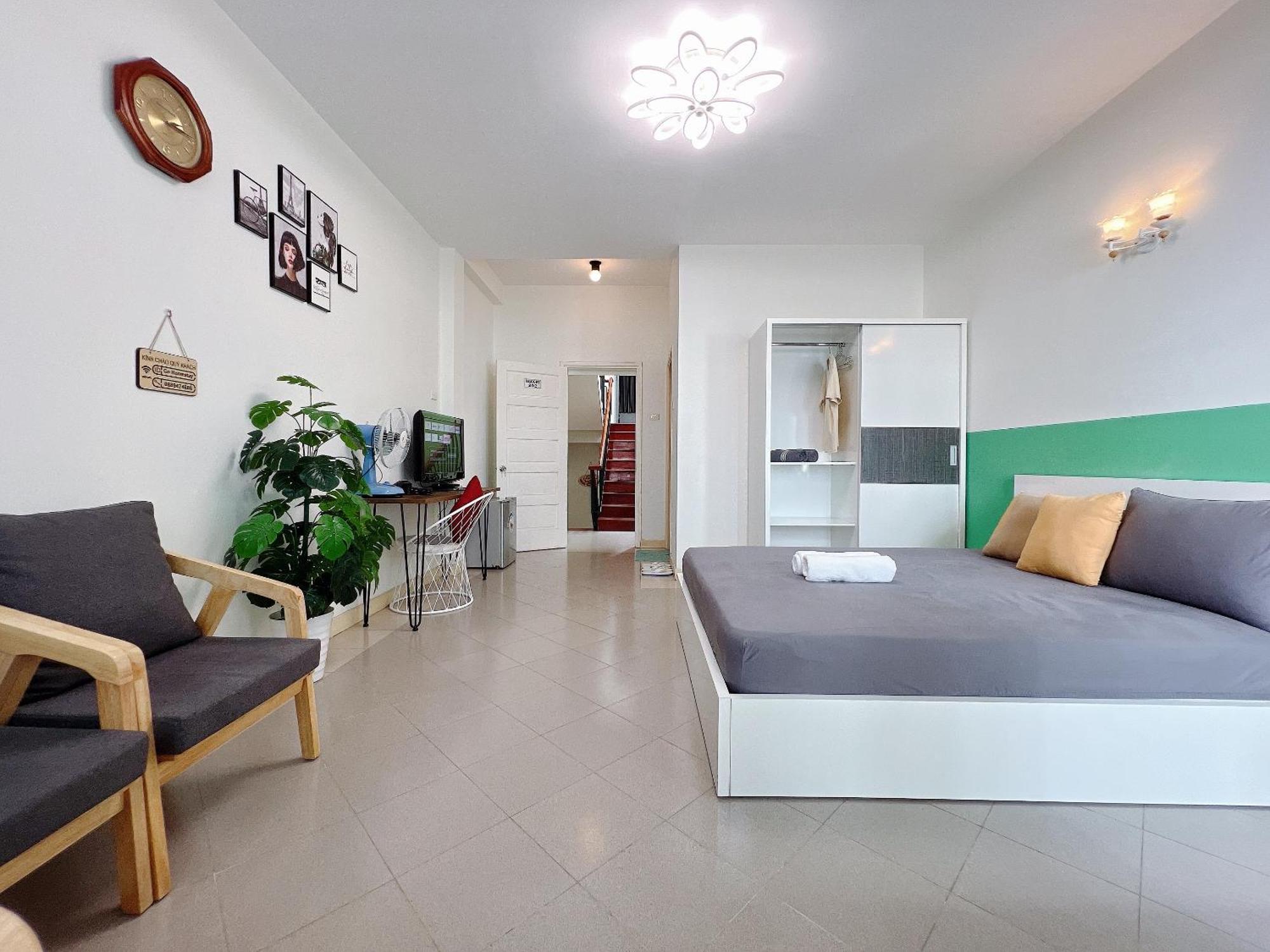 Co 2 Homestay
