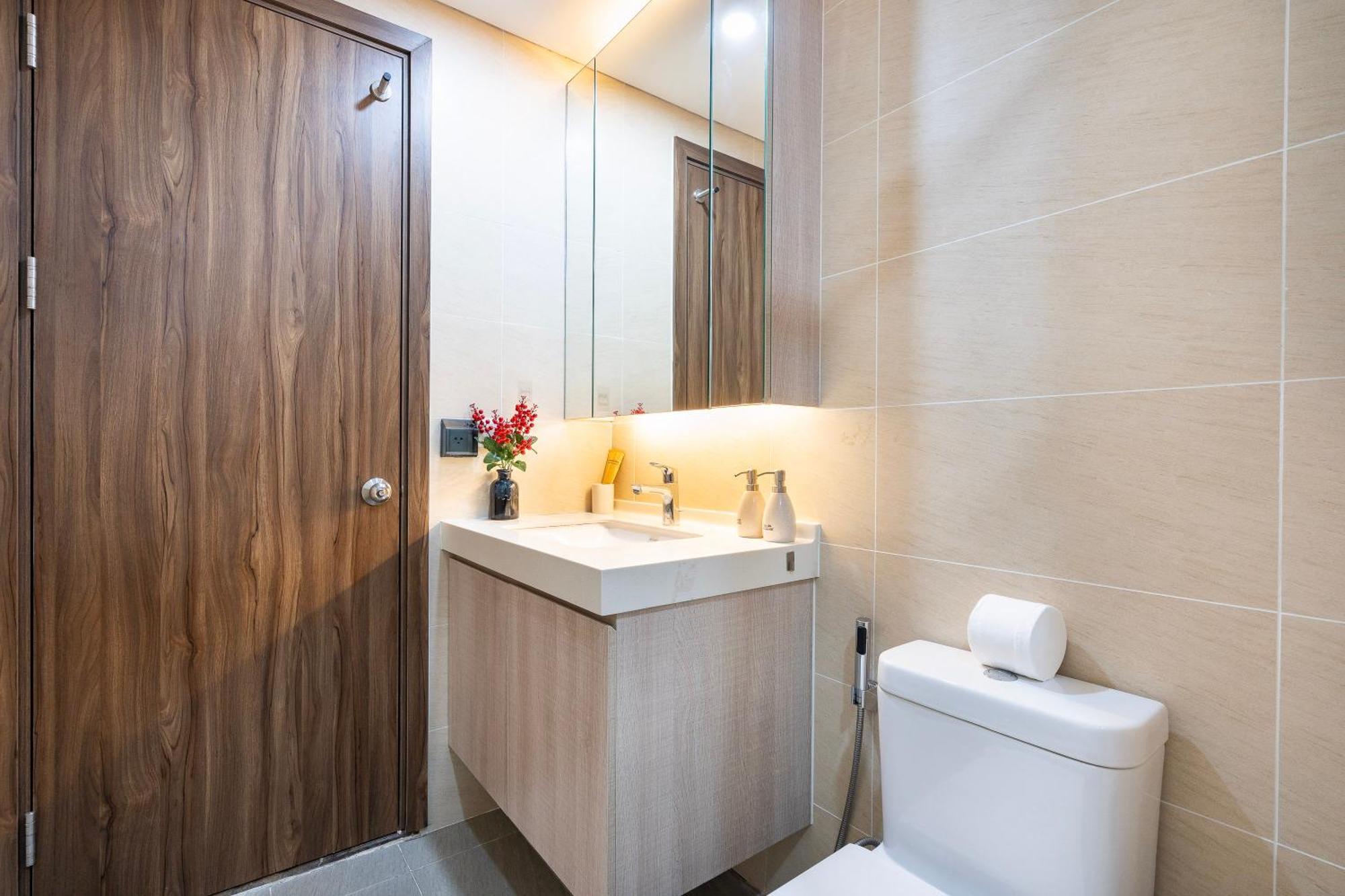 Apartment Ho Ha Do Quan 10 3br 2wc 2114
