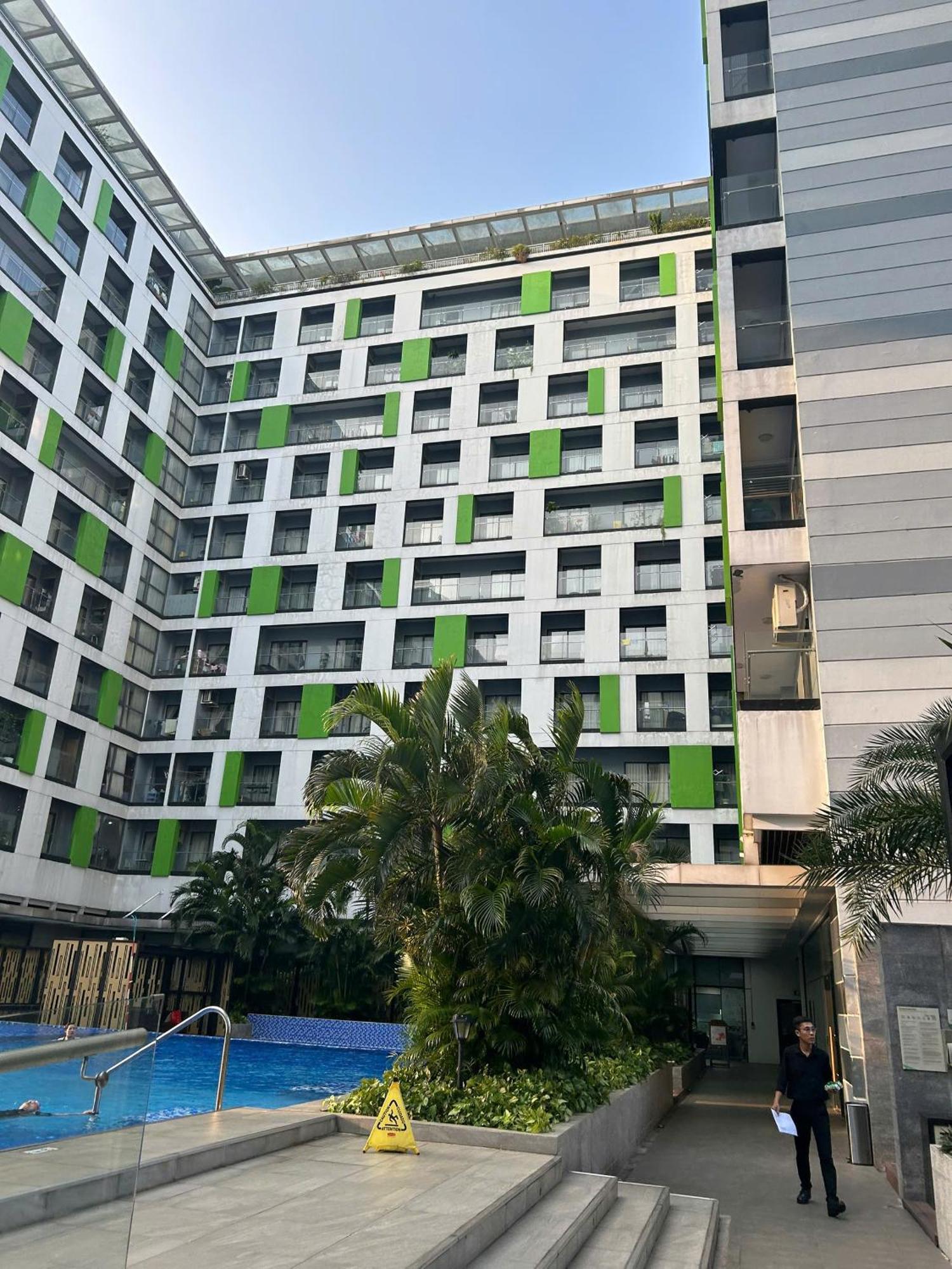 Republic Plaza Airpot Tan Son Nhat View San Bay *