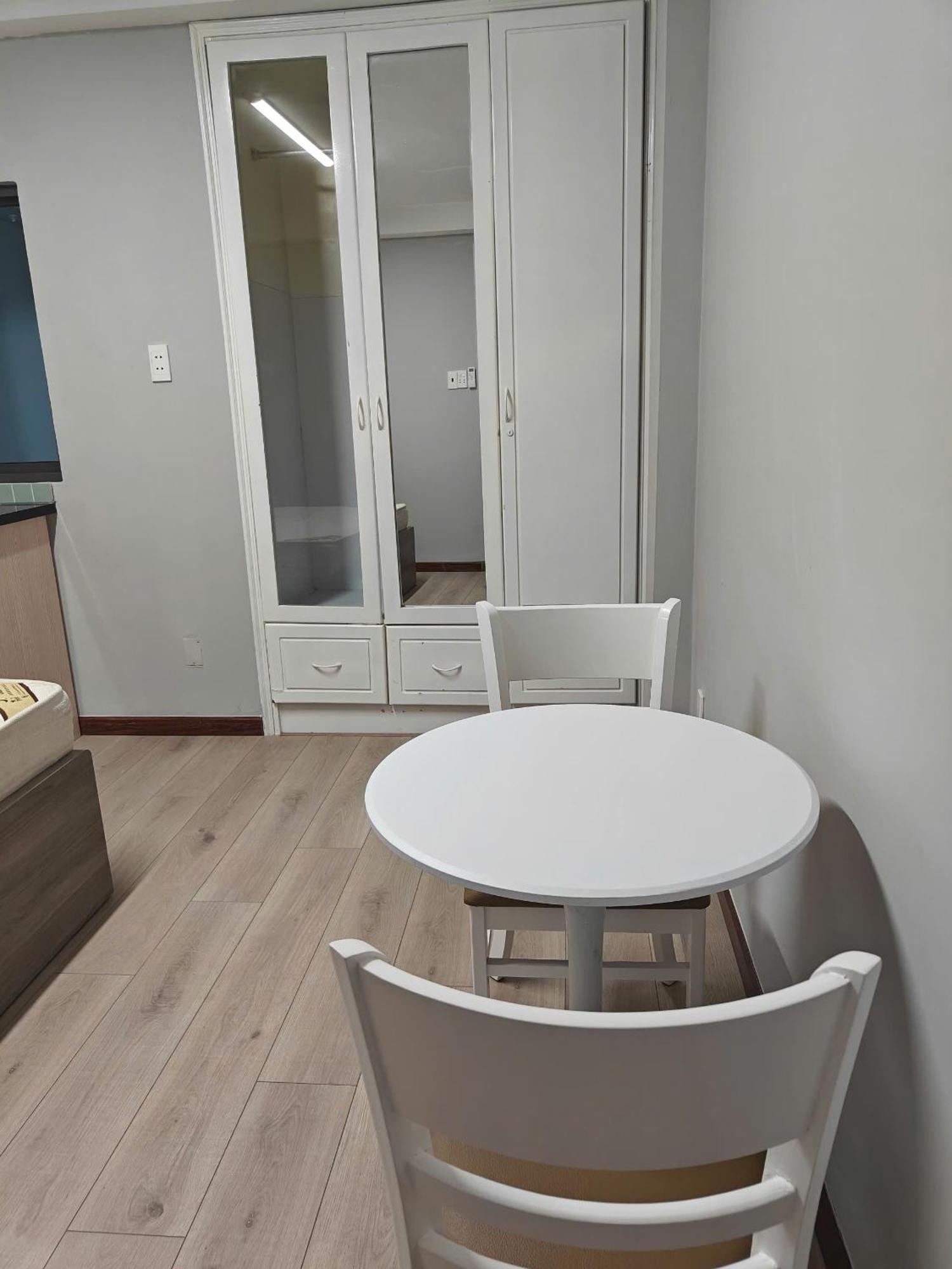 Lux Saigon Manhattan Homestay *