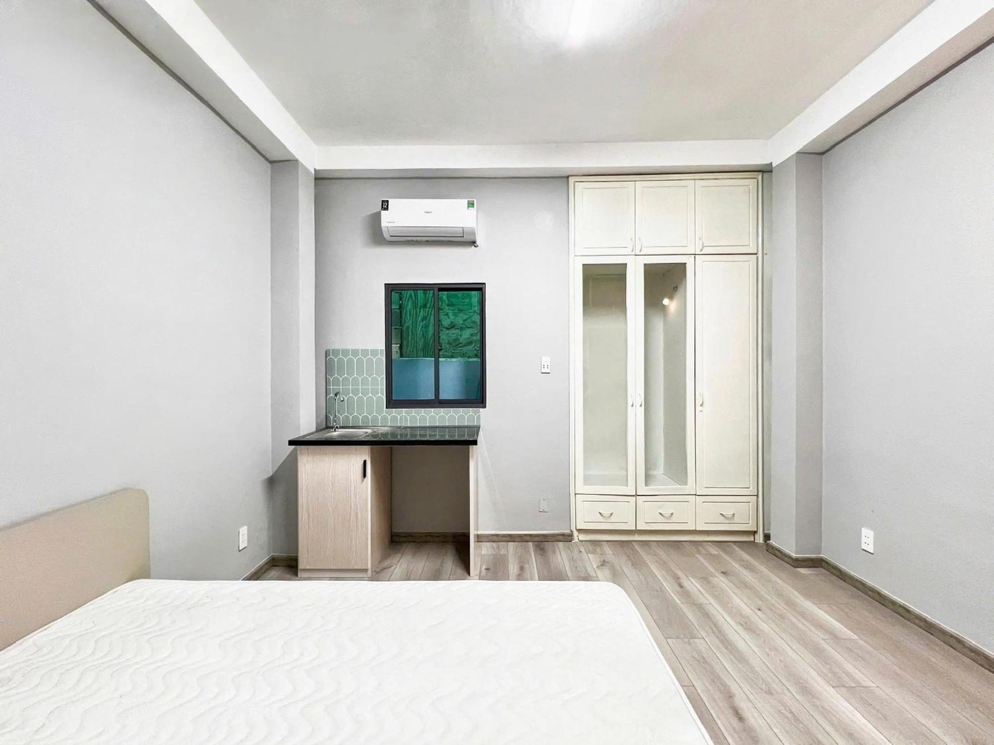 Lux Saigon Manhattan Ho Chi Minh City