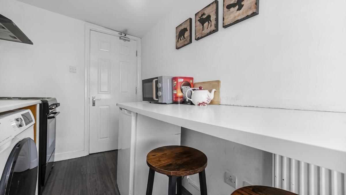 Bloomsbury Apartment *