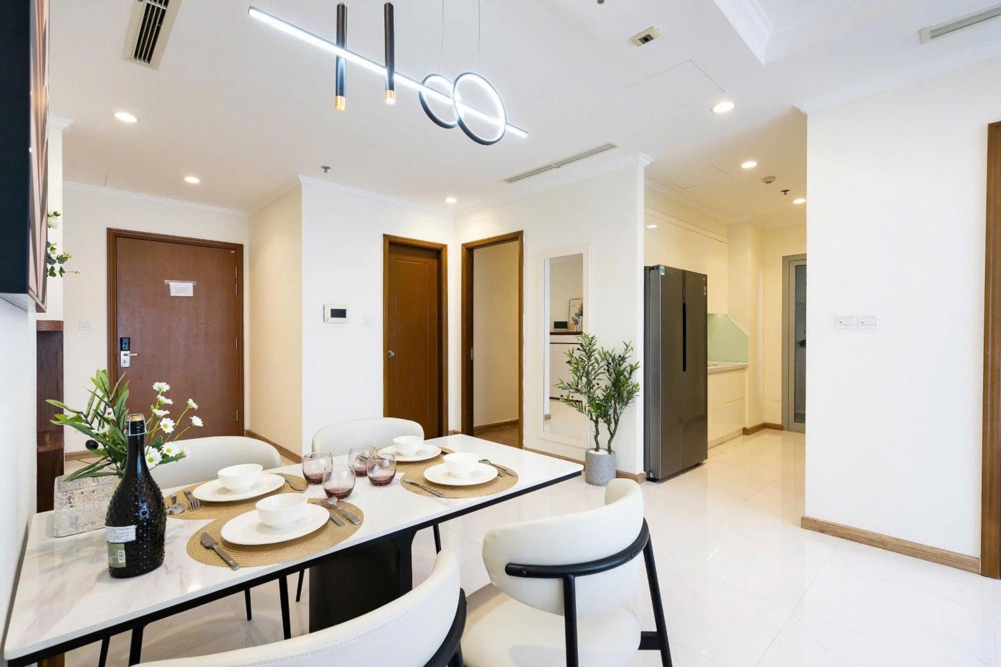 Apartment Peaceful Vinhomes Park - Landmark *