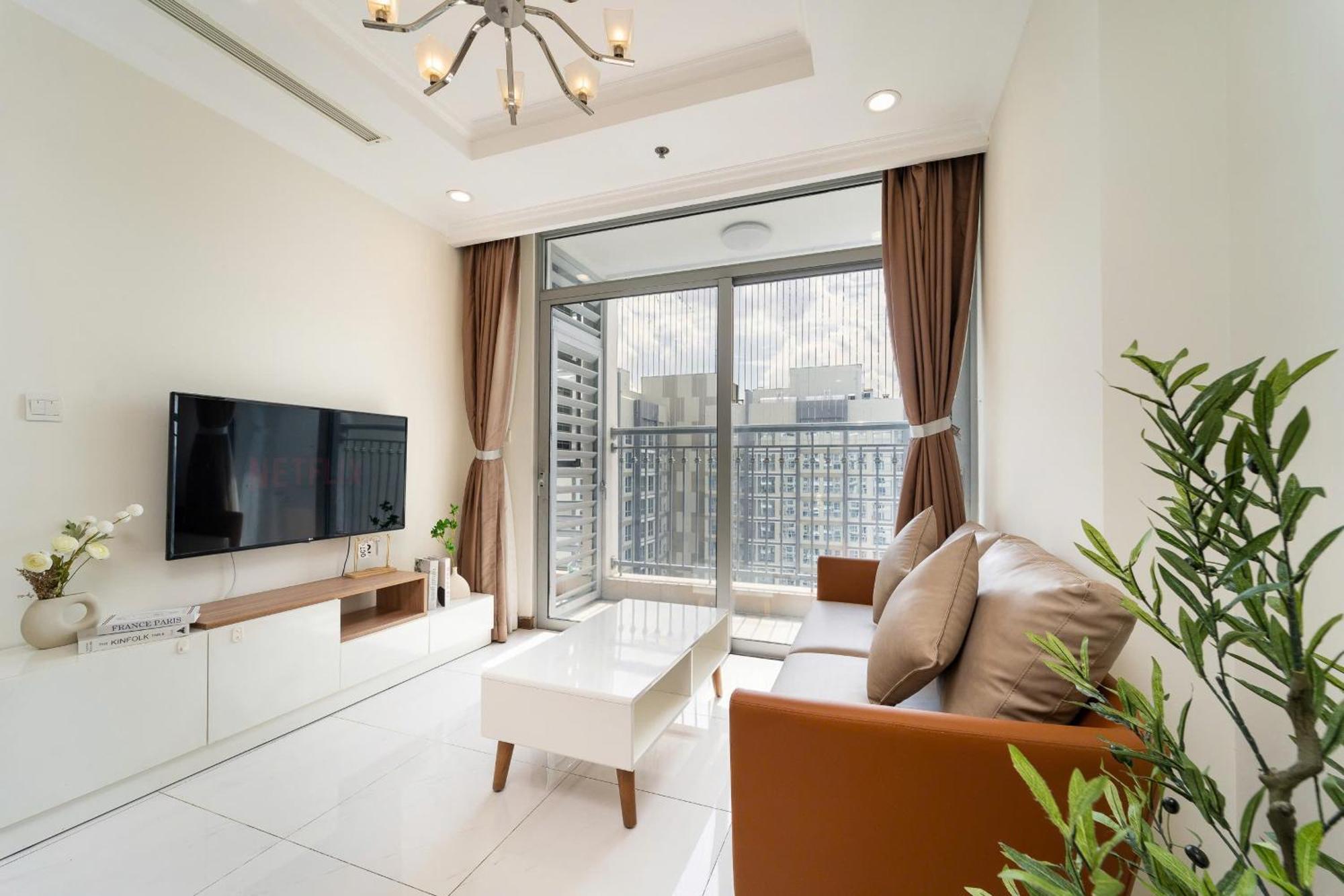 Peaceful Vinhomes Park - Landmark Apartment