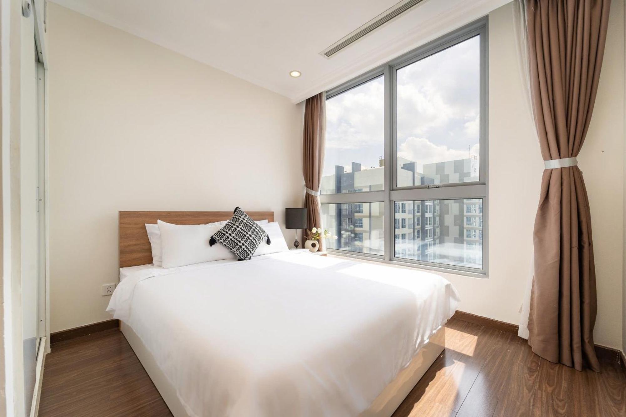 Apartment Peaceful Vinhomes Park - Landmark *