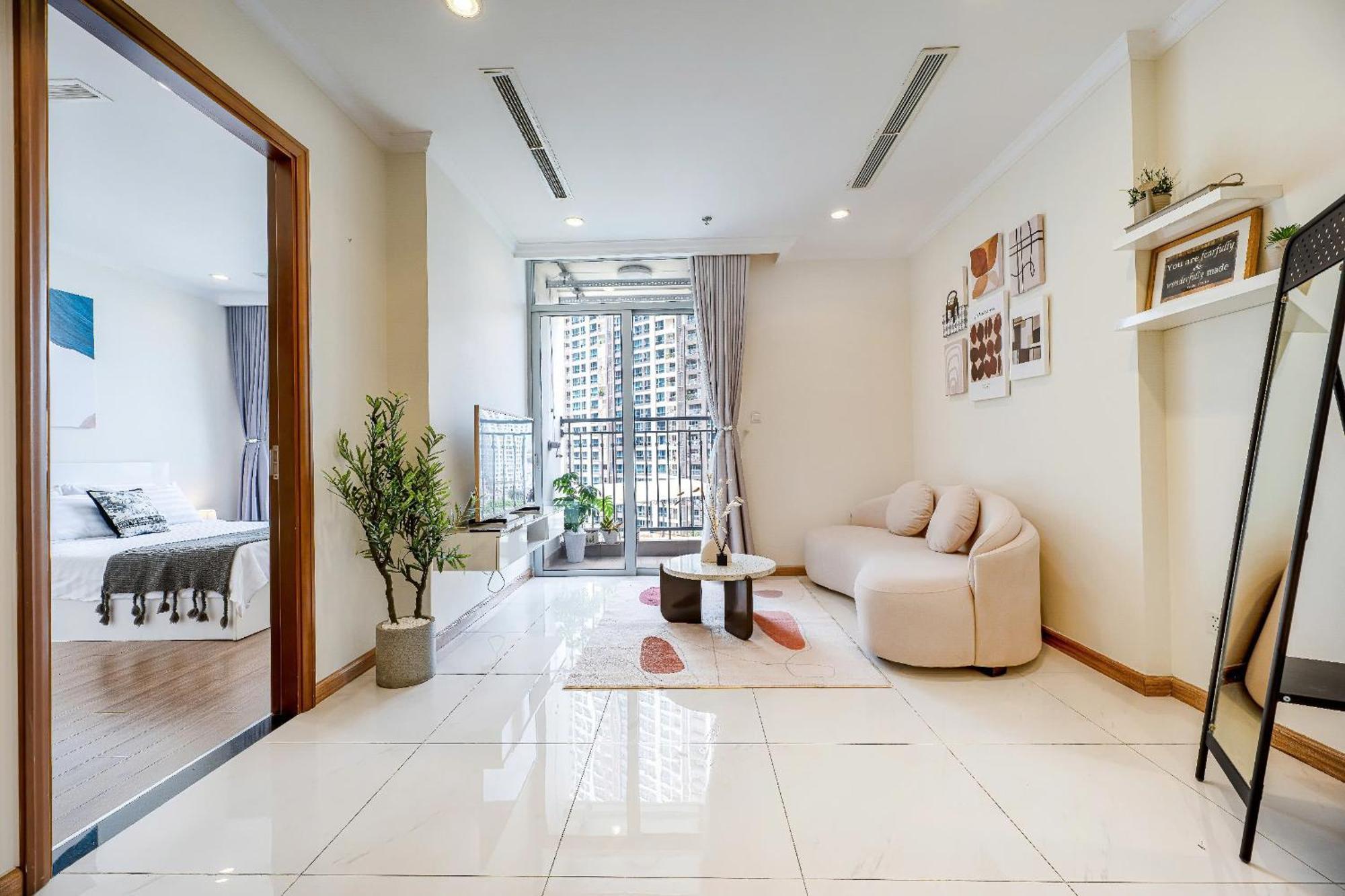 Peaceful Vinhomes Park - Landmark Apartment *