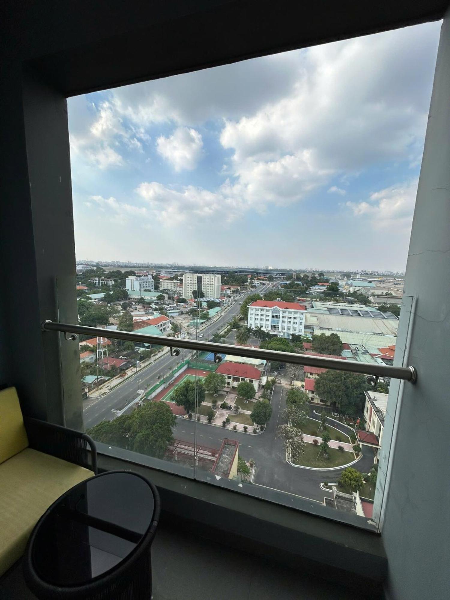 Republic Plaza Airport Tan Son Nhat *