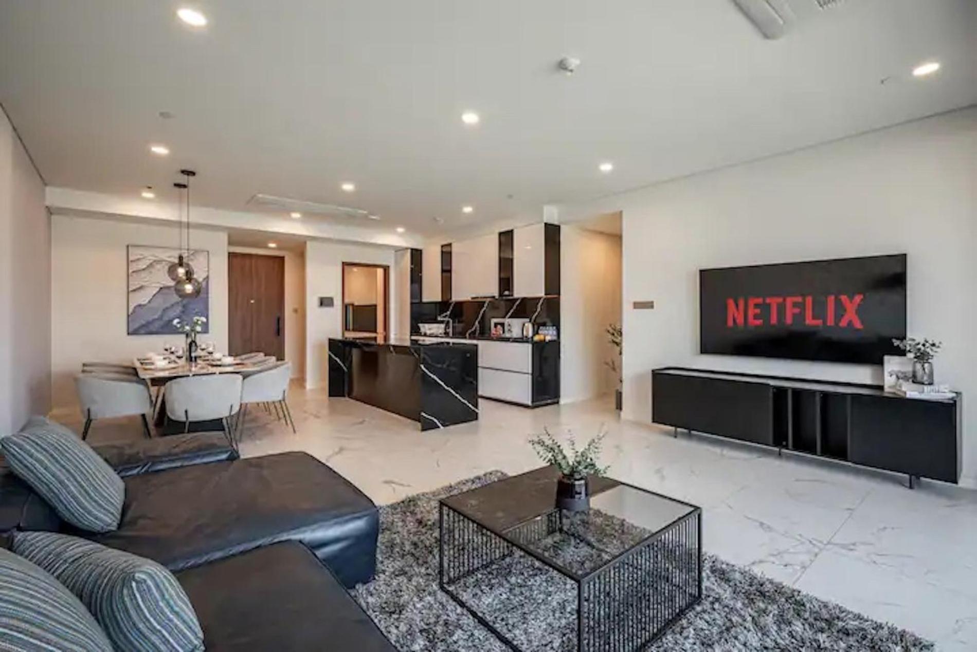 Apartment Metropole Square Cental Saigon