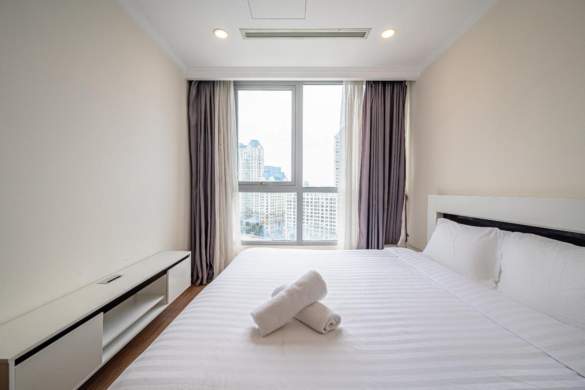 Vinhomes Park - Serviced Apartment *