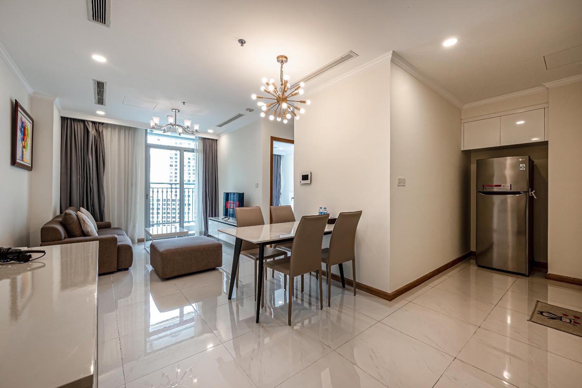 Vinhomes Park - Serviced Apartment *