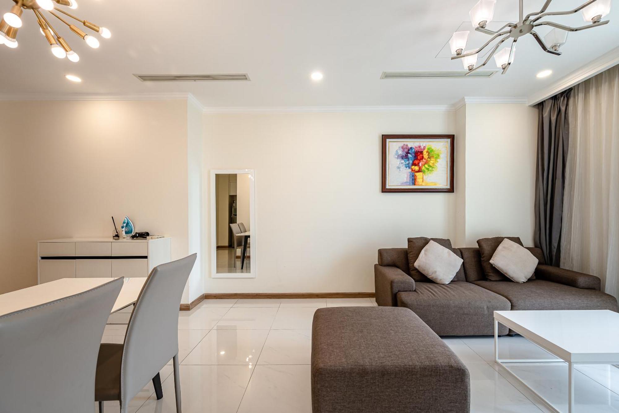 Apartment Vinhomes Park - Serviced Ho Chi Minh City