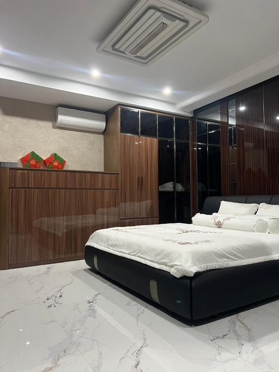 Bong Luxury Apartment