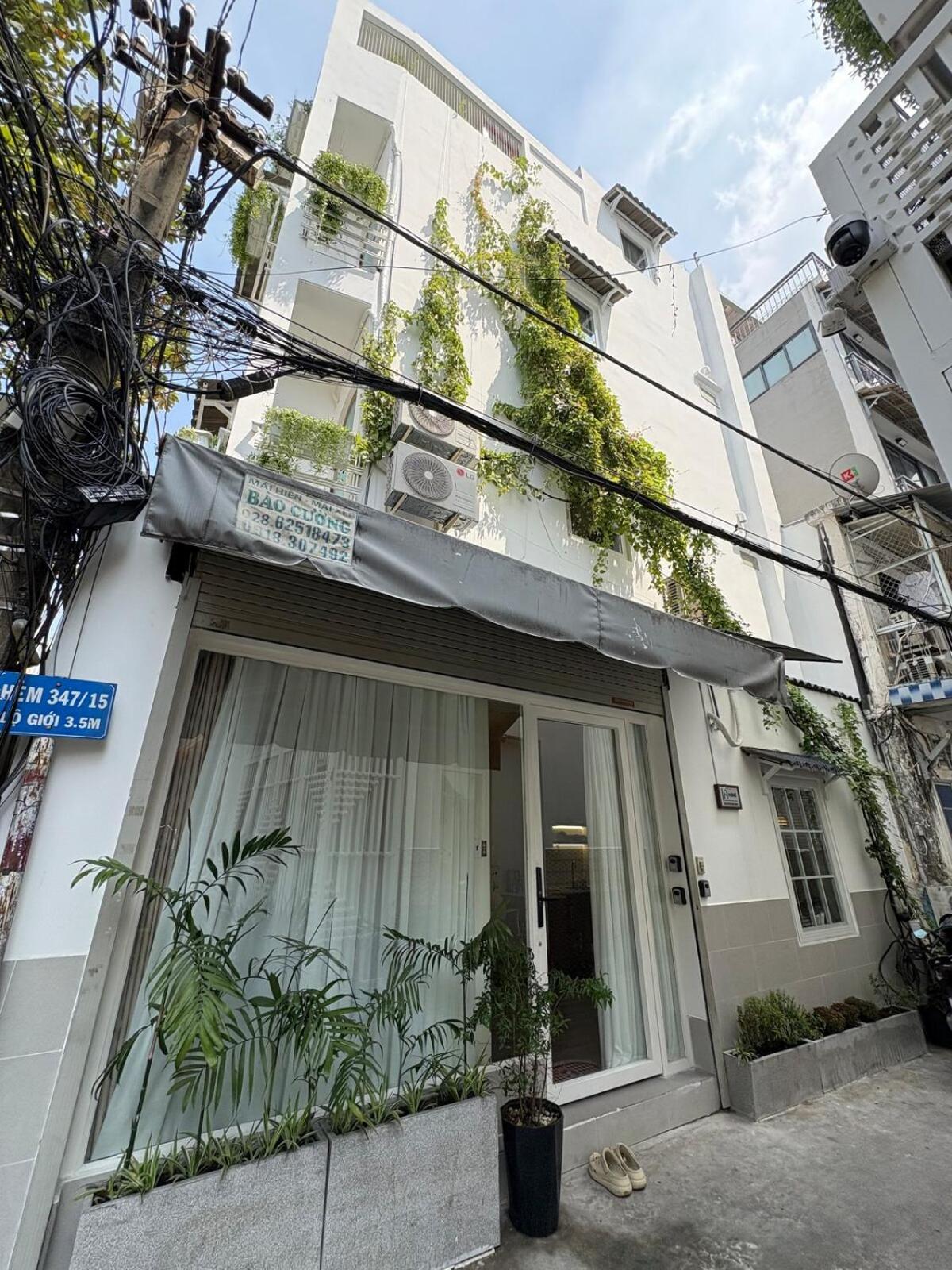 Nha Pho Tai Phu Nhuan * Ho Chi Minh City
