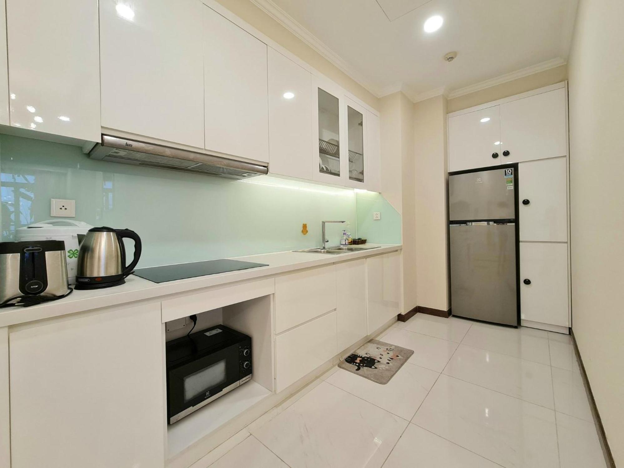 Apartment Vinhomes Park - Enjoy *