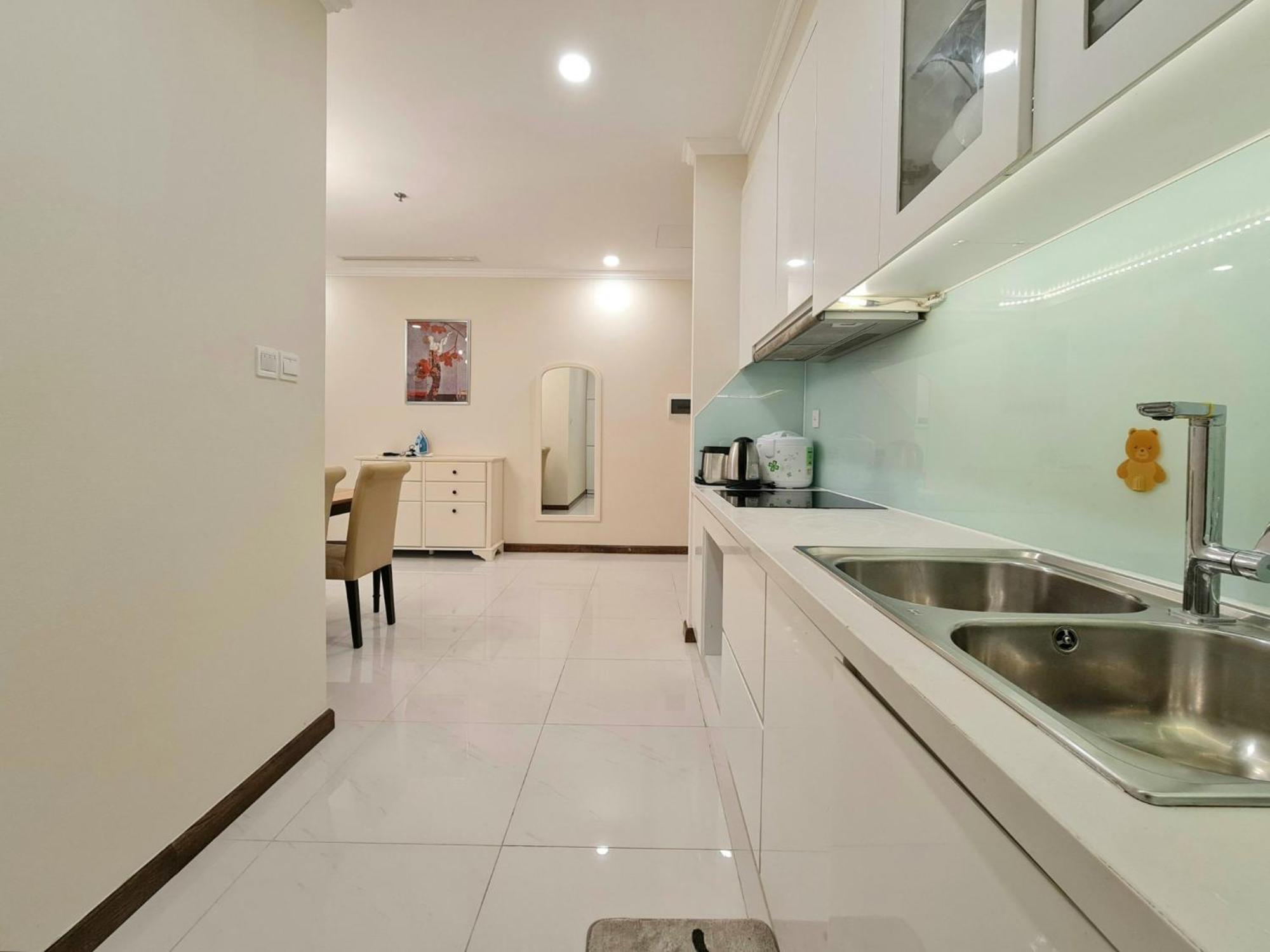 Vinhomes Park - Enjoy Apartment *