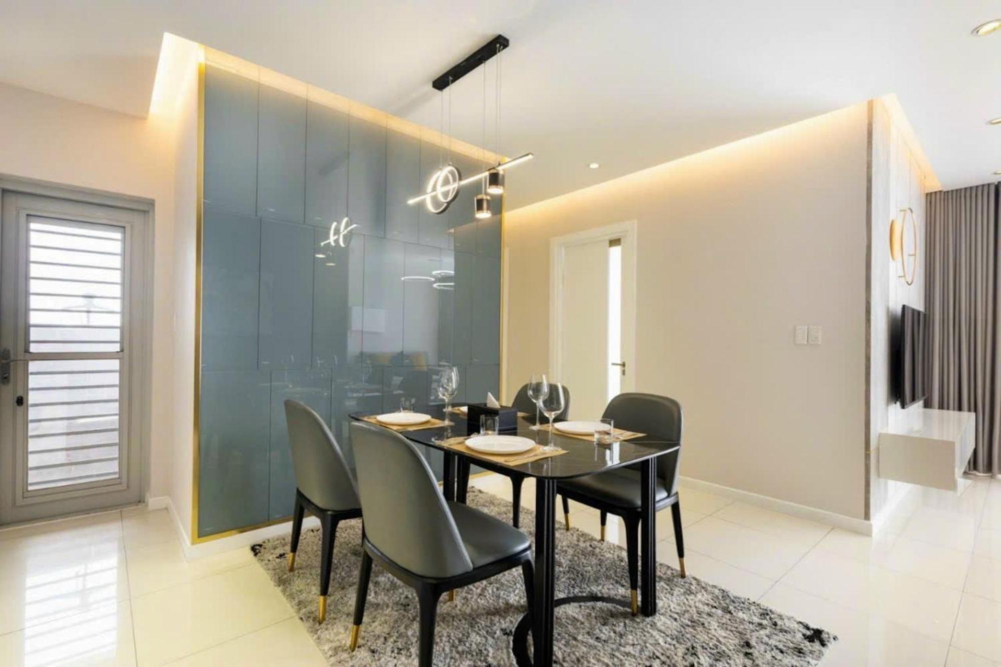 Diamond Star Hill Apartment