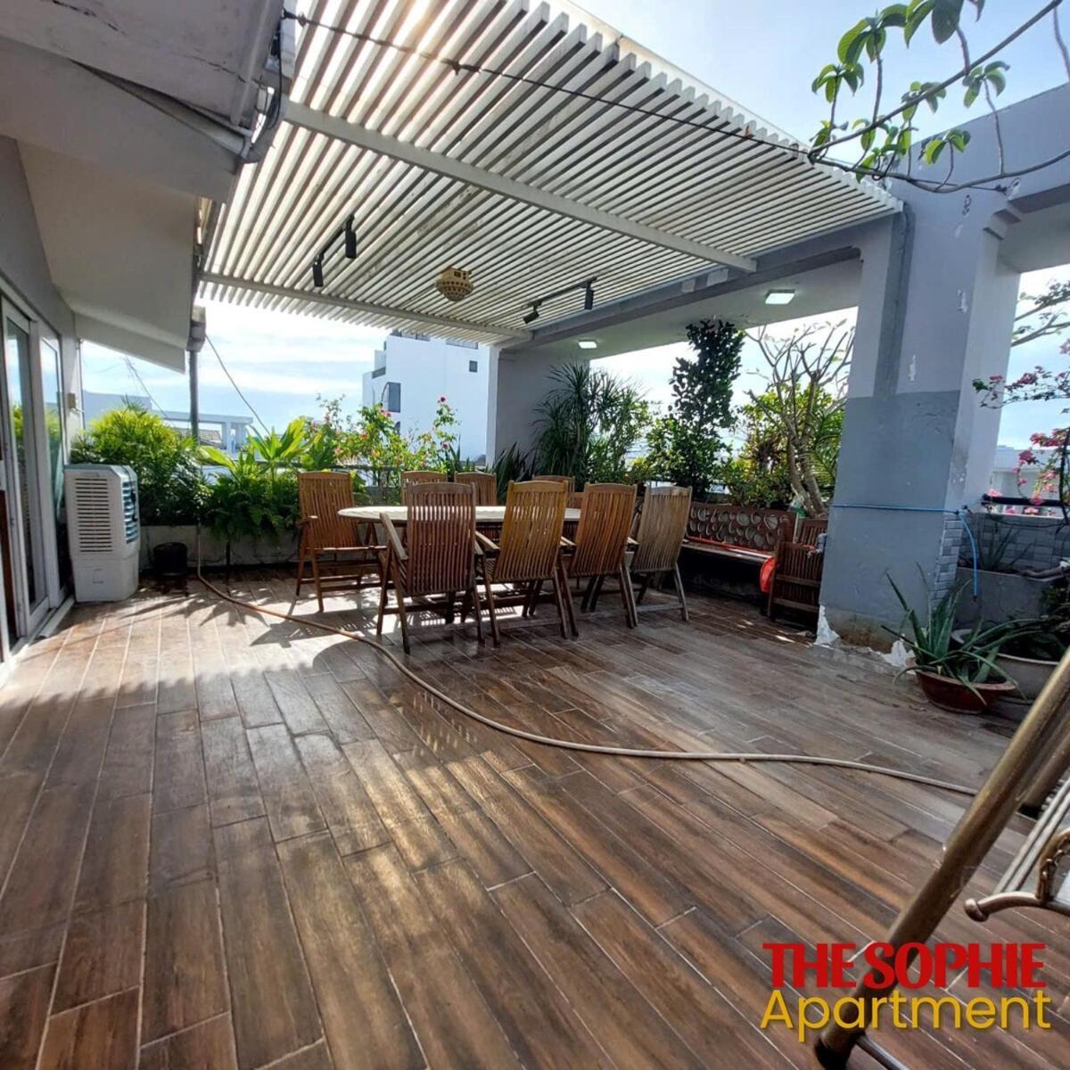 In District 7 - 200m2 Apartment