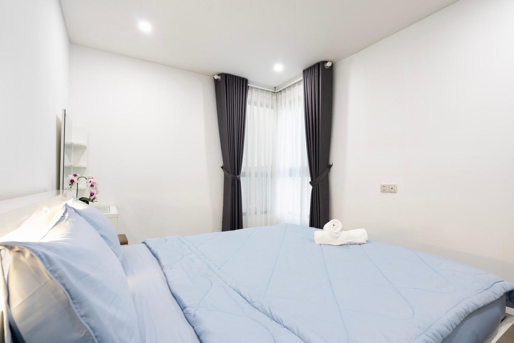 Apartment Ho Ha Do Quan 10 2br 2wc *
