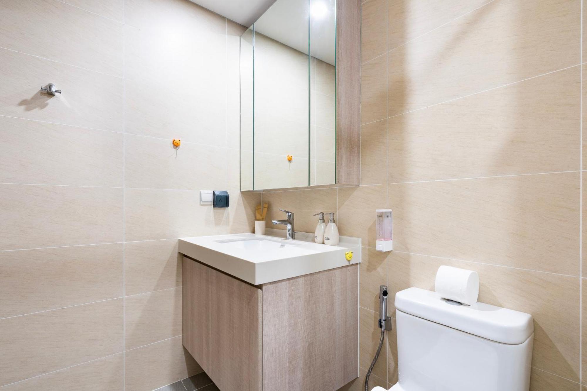 Ho Ha Do Quan 10 2br 2wc Apartment Ho Chi Minh City